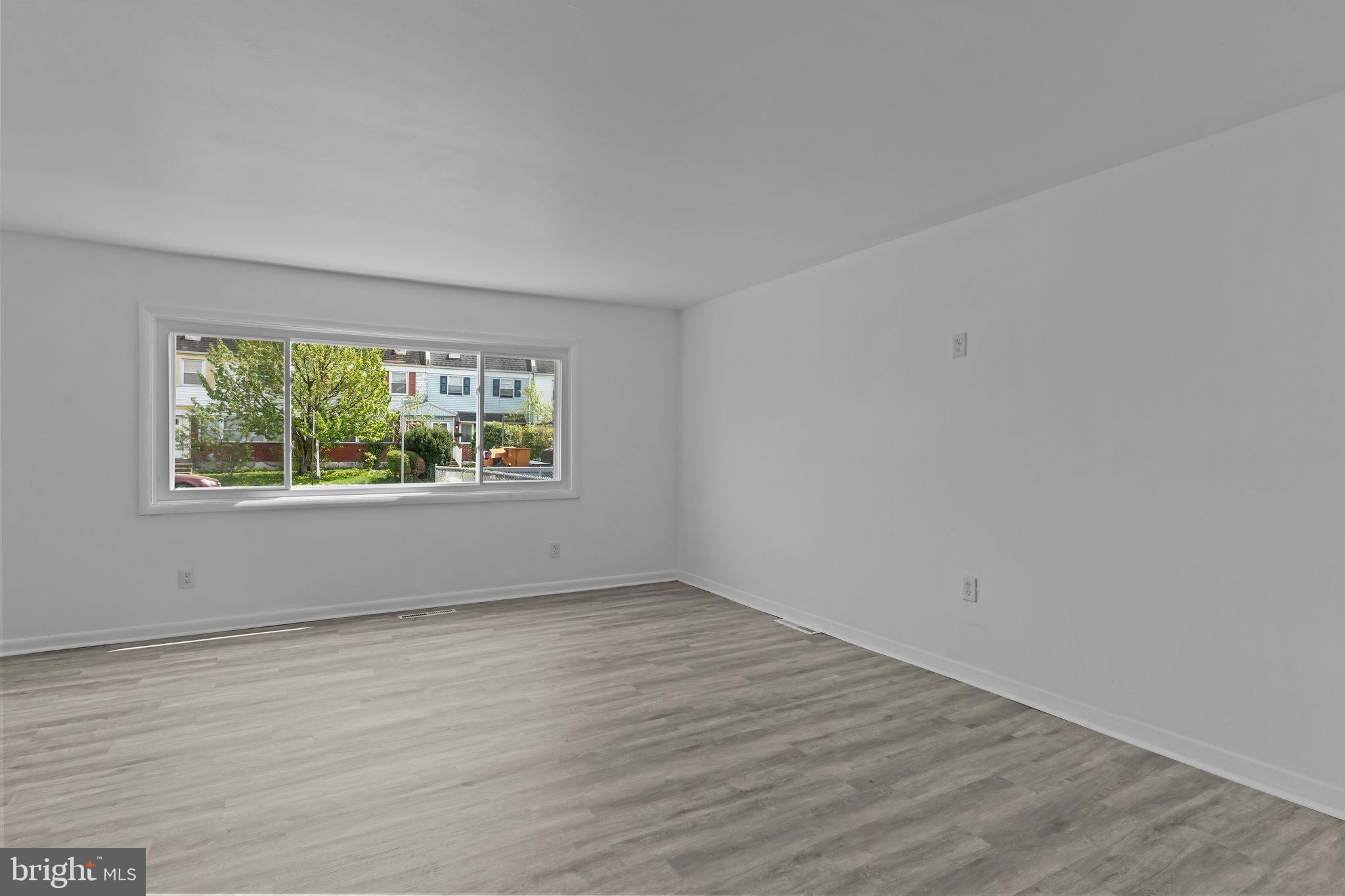 BLOOMSDALE GDNS - Residential