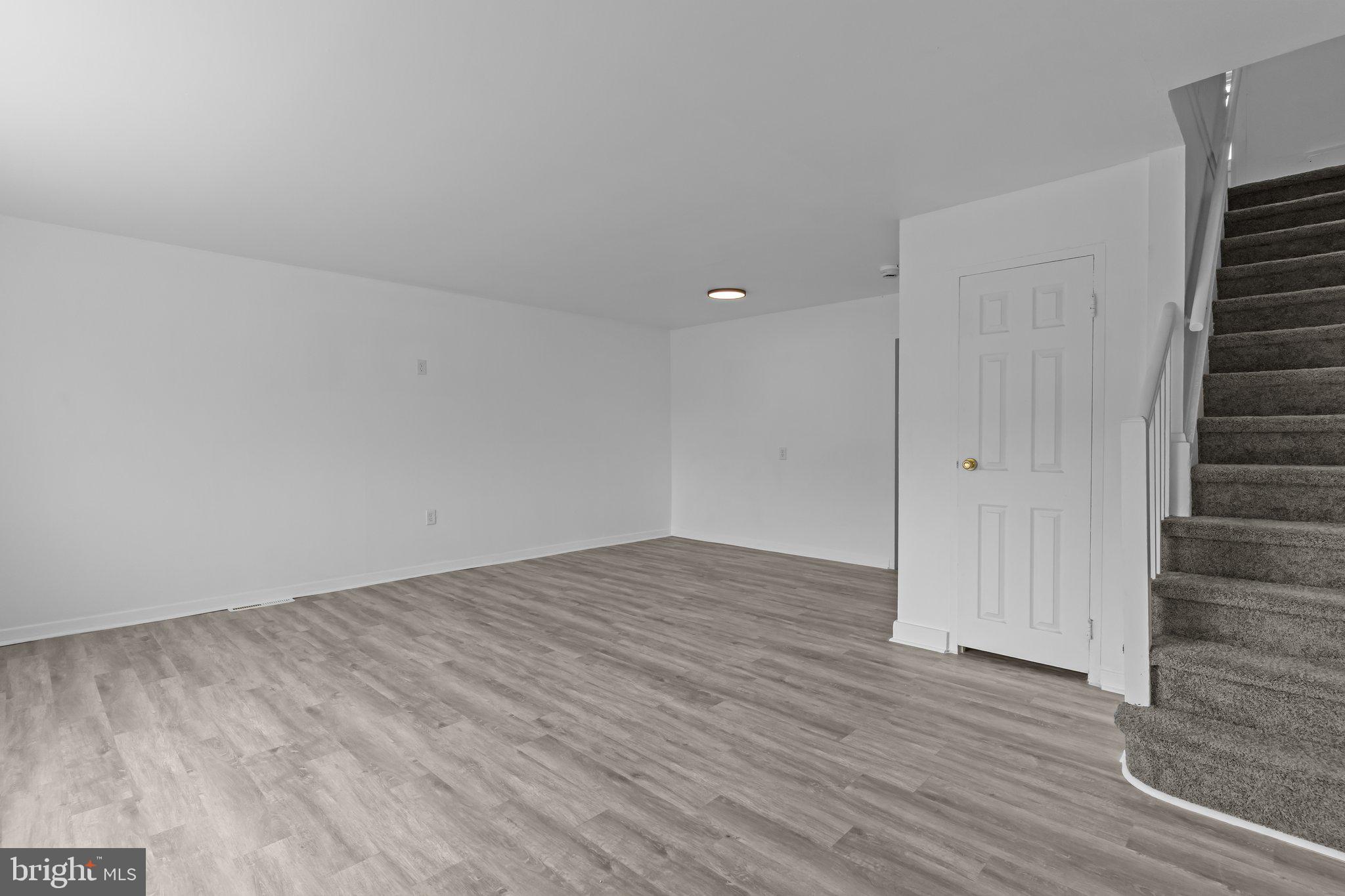 BLOOMSDALE GDNS - Residential