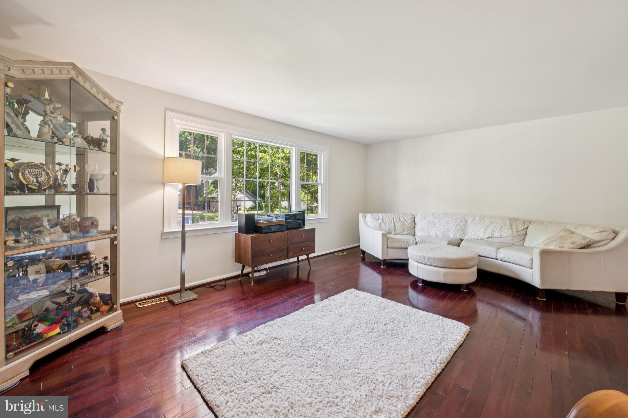 1222 SEQUOIA ROAD