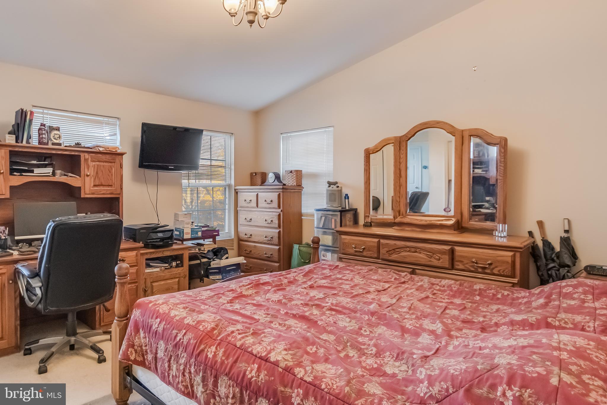 NORTH SELBY - Residential