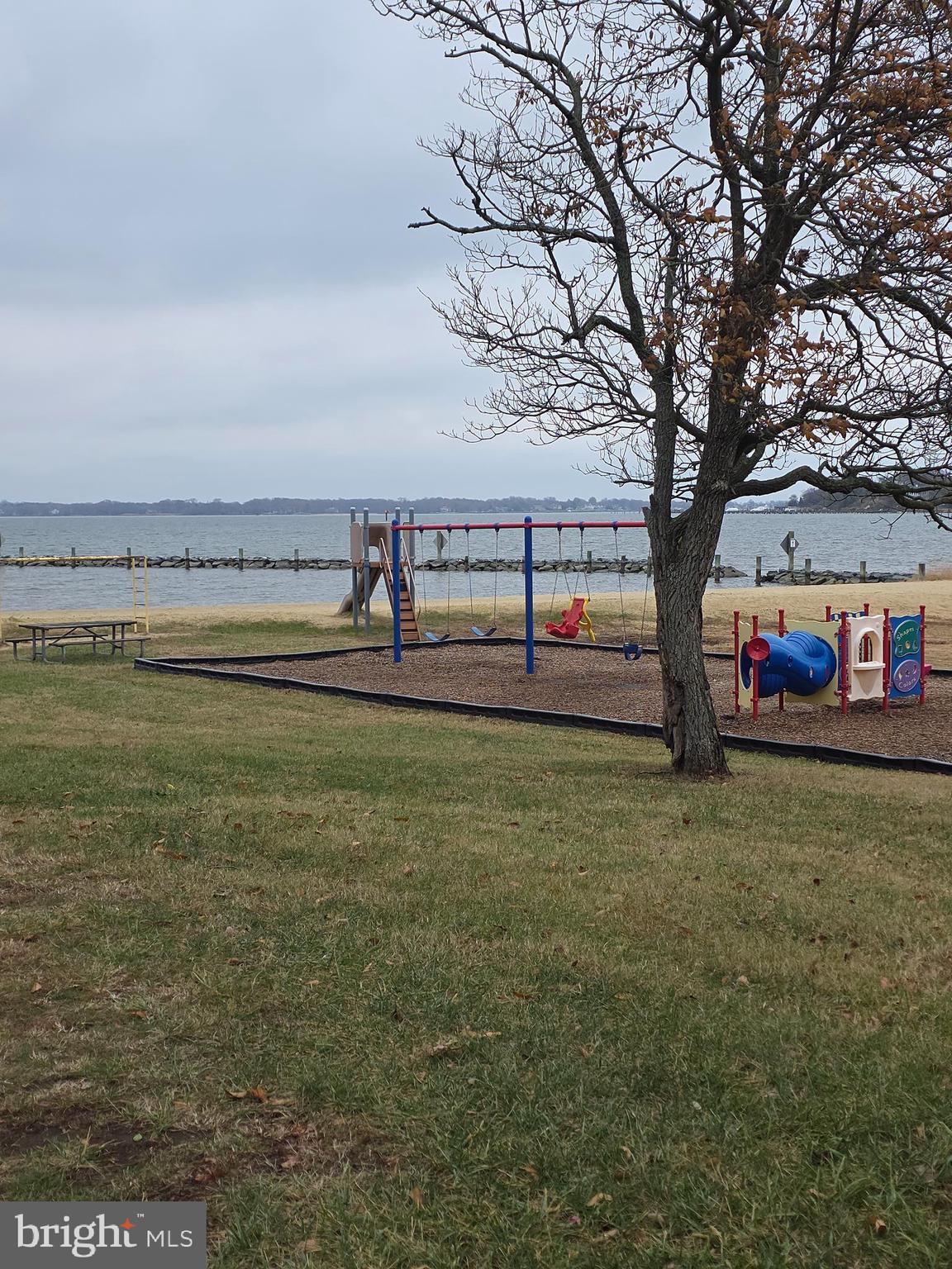 NORTH SELBY - Residential