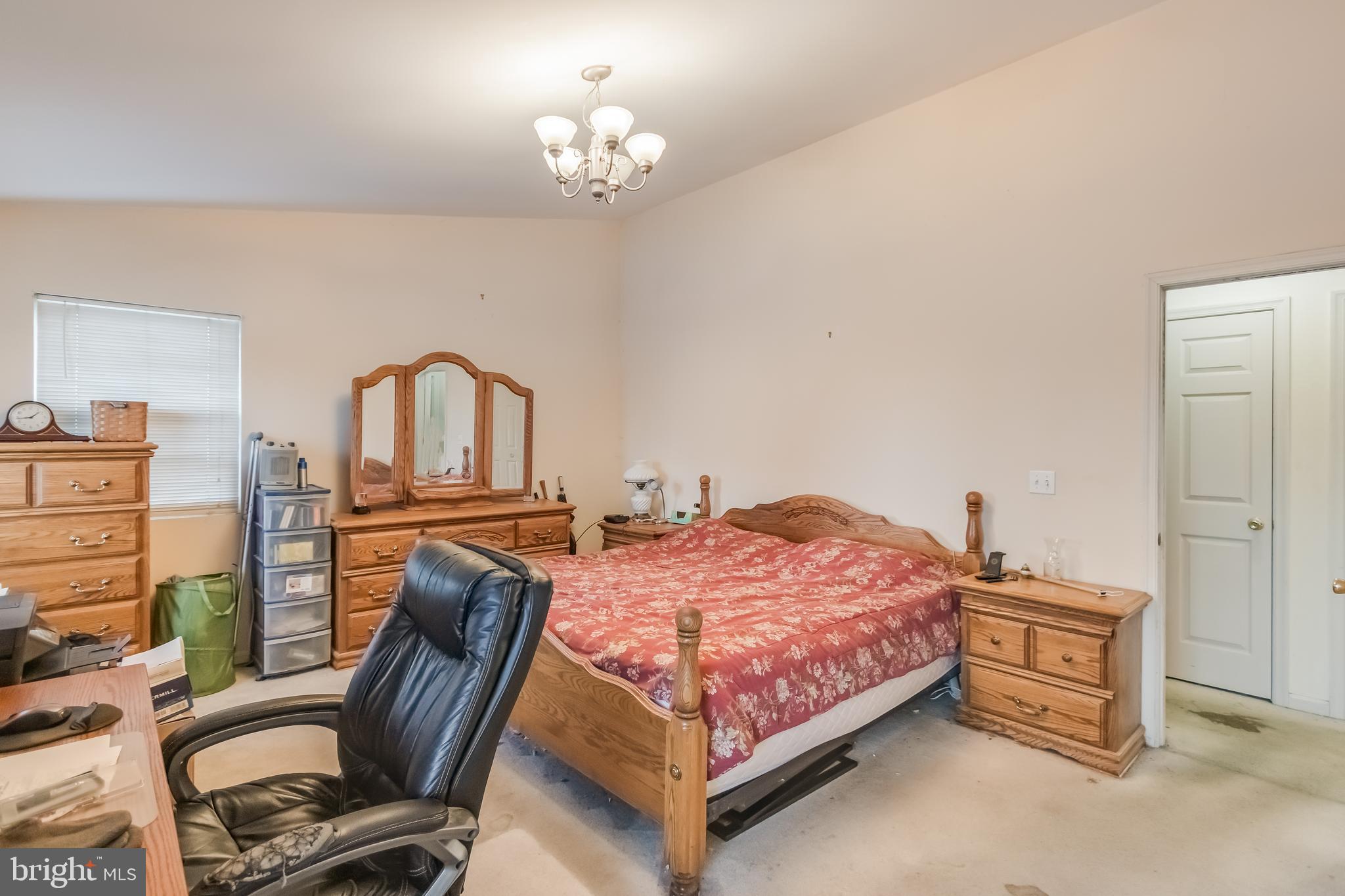 NORTH SELBY - Residential