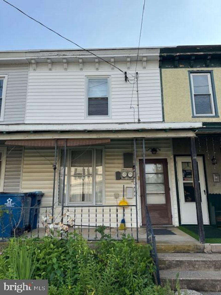 Three bedroom one bath townhome in downtown Elkton now available! This home is tenant occupied and showings will be limited.