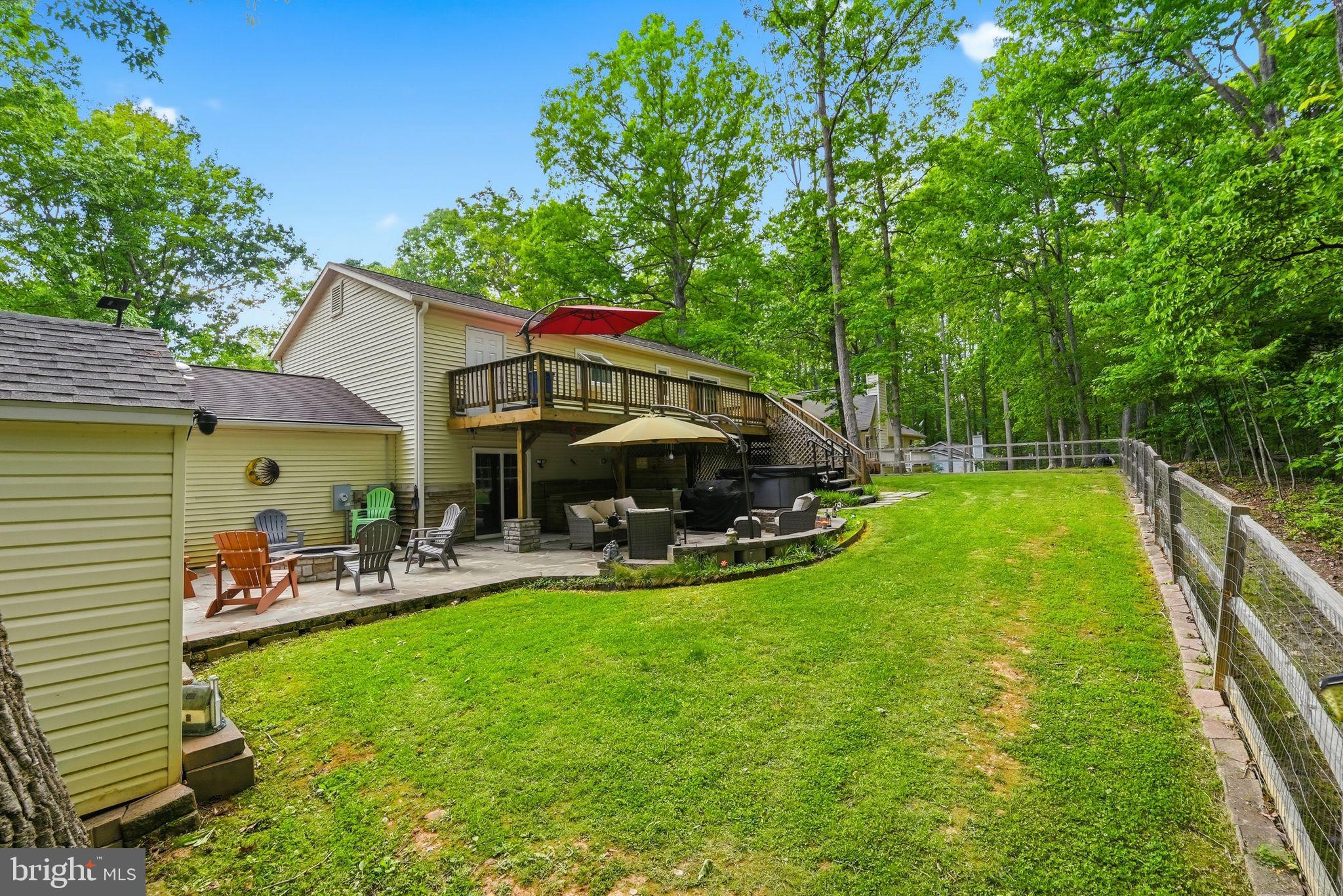 LAKE WILDERNESS - Residential