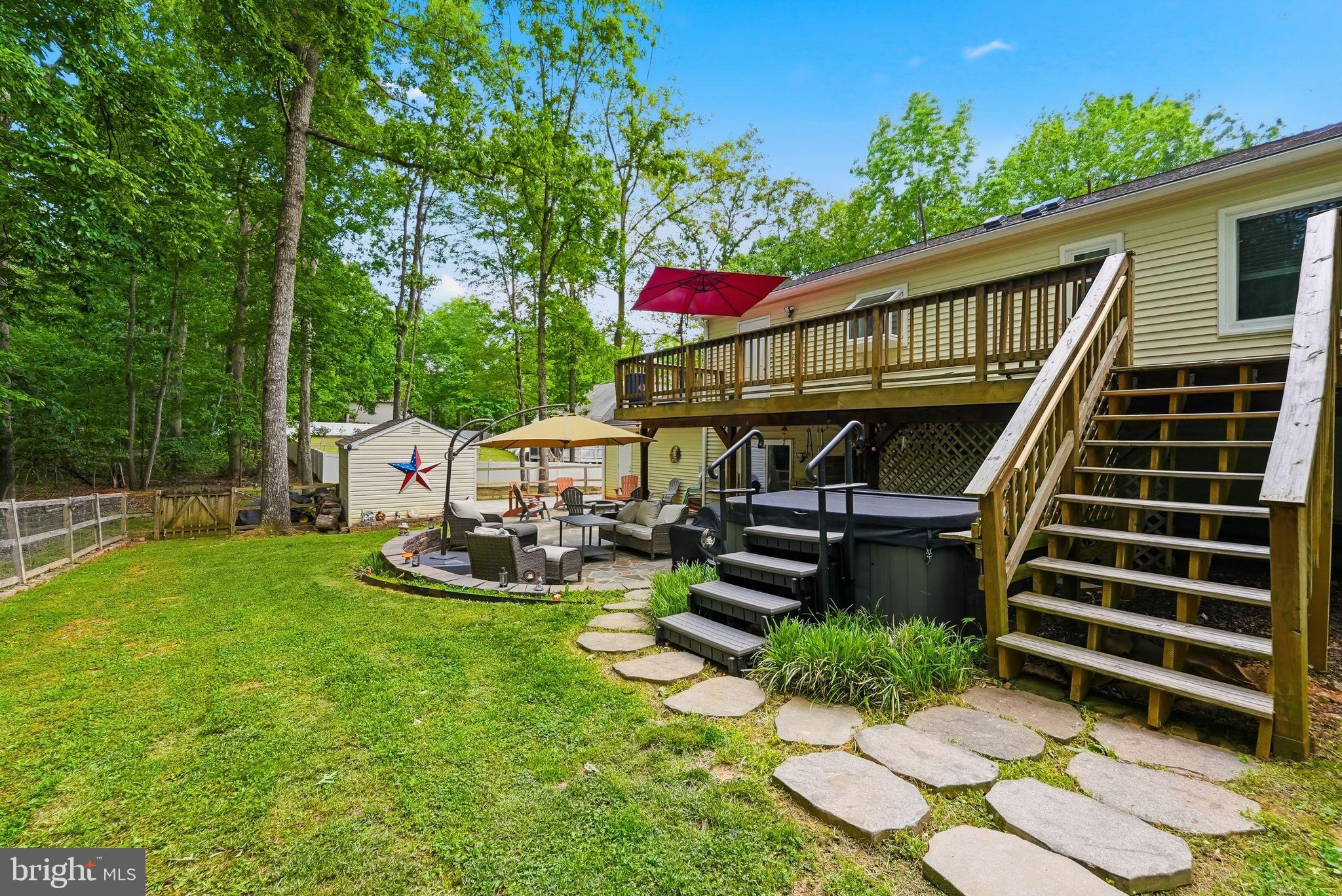 LAKE WILDERNESS - Residential