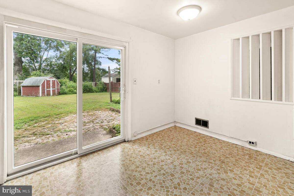 GARRETT FOREST - Residential