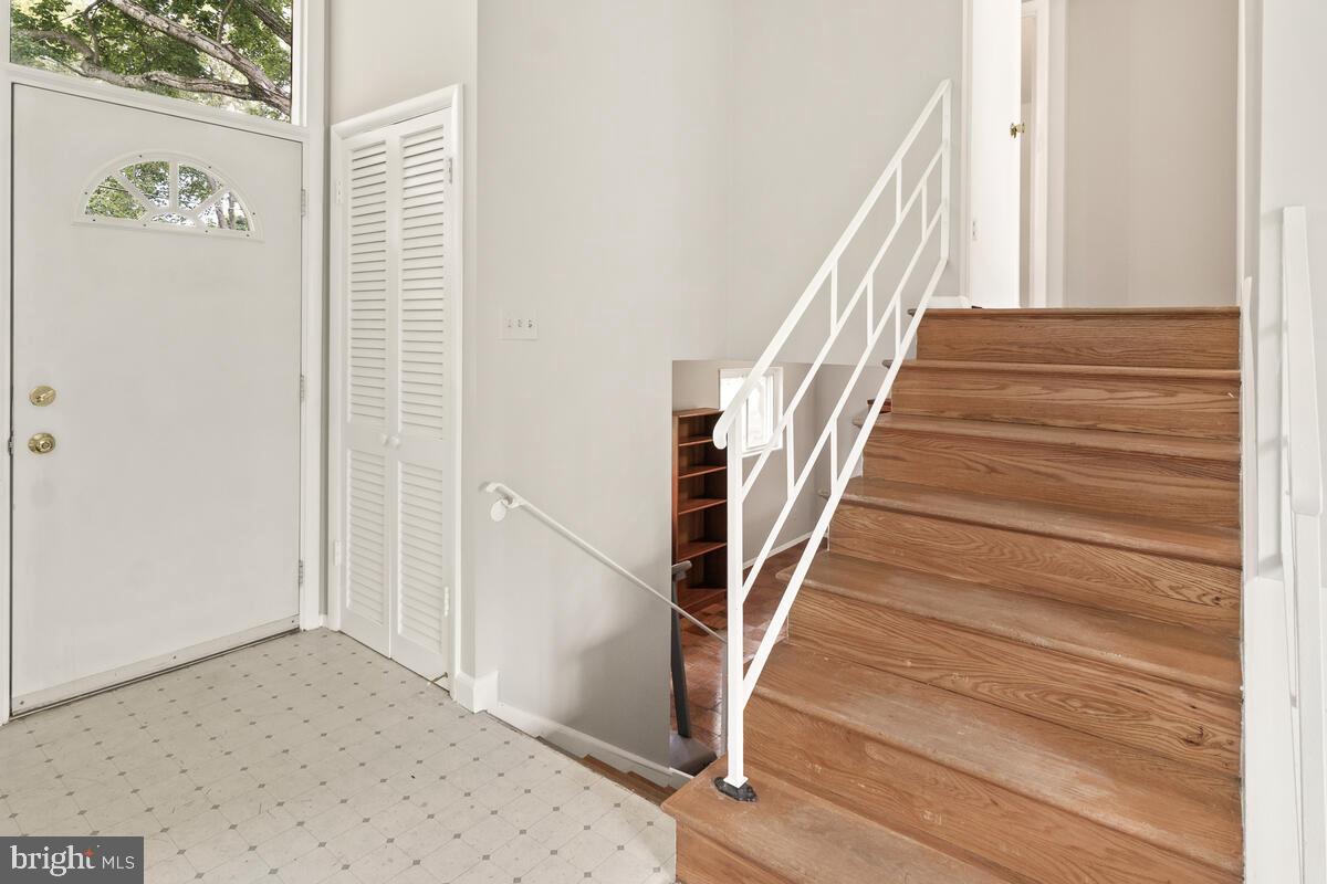 GARRETT FOREST - Residential