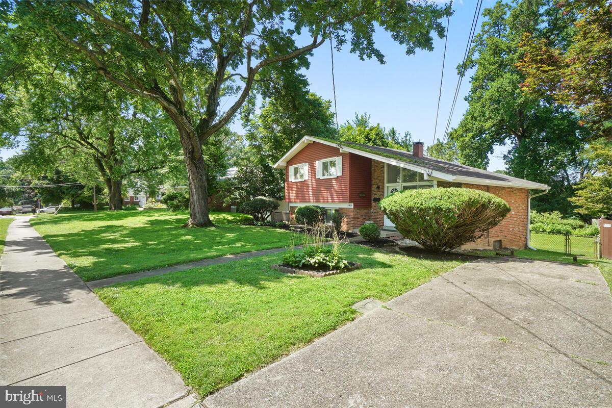 GARRETT FOREST - Residential