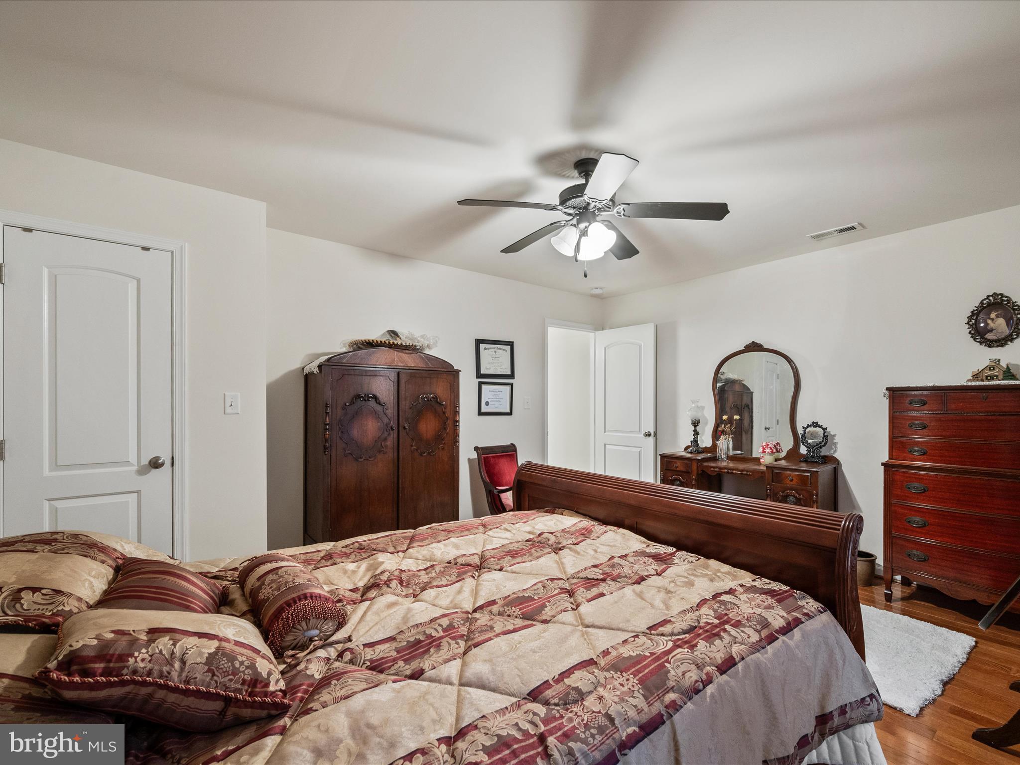 FLINT RIDGE - Residential