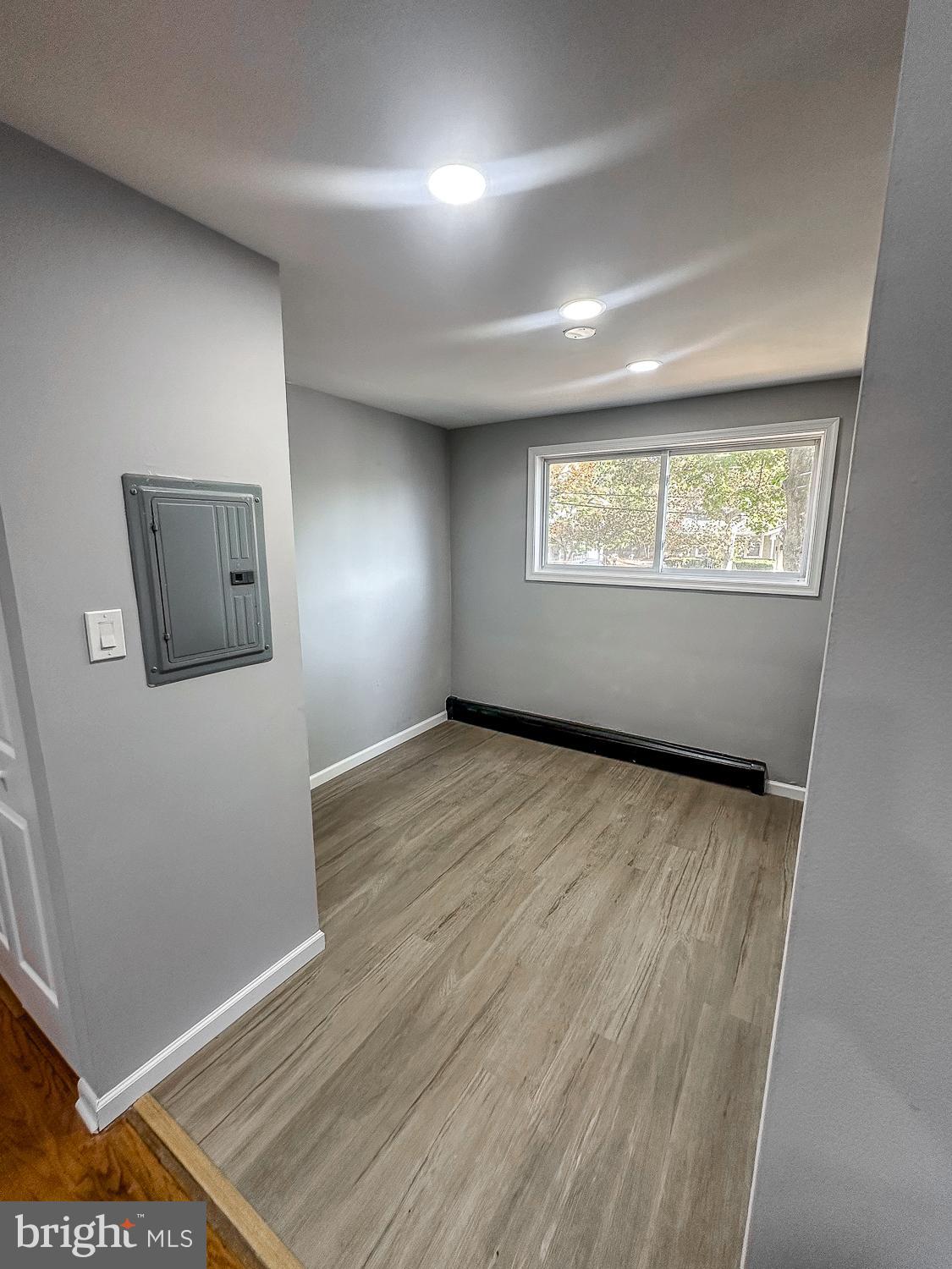 517 MORGAN AVENUE UNIT-5 5