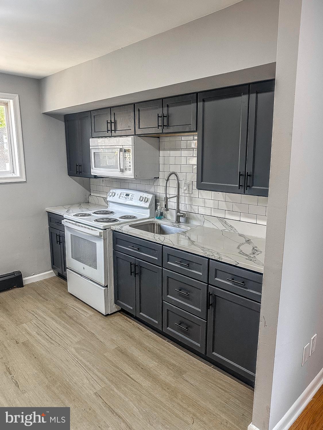 517 MORGAN AVENUE UNIT-5 5