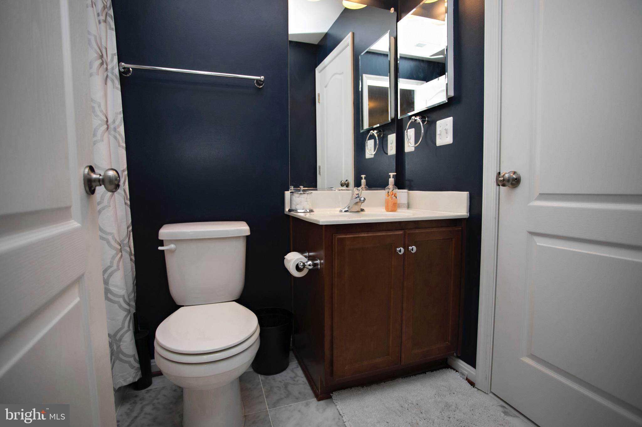 LADYSMITH VILLAGE - Residential