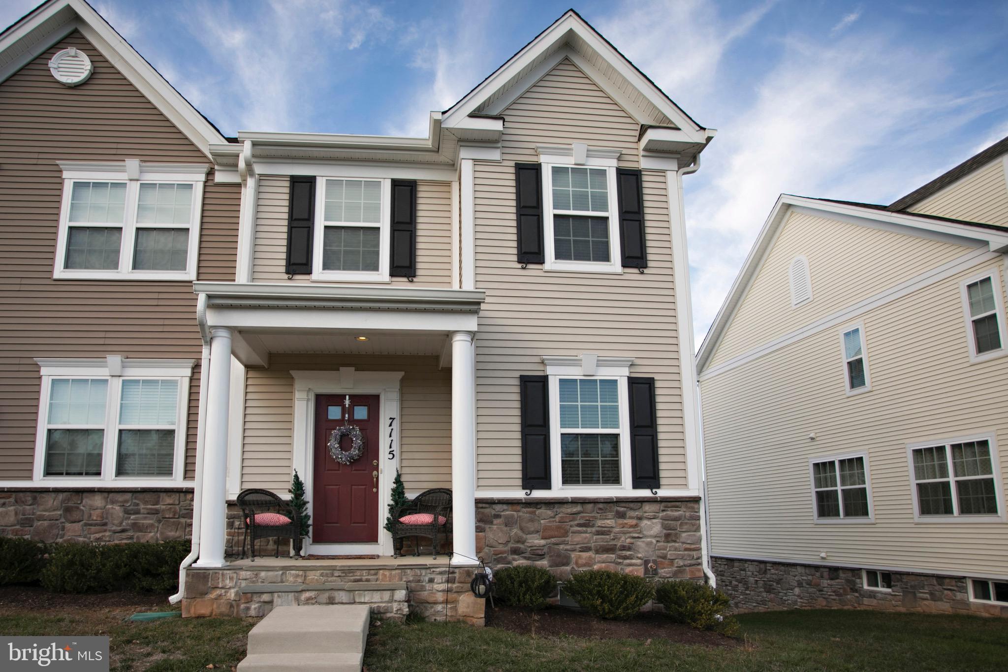 LADYSMITH VILLAGE - Residential