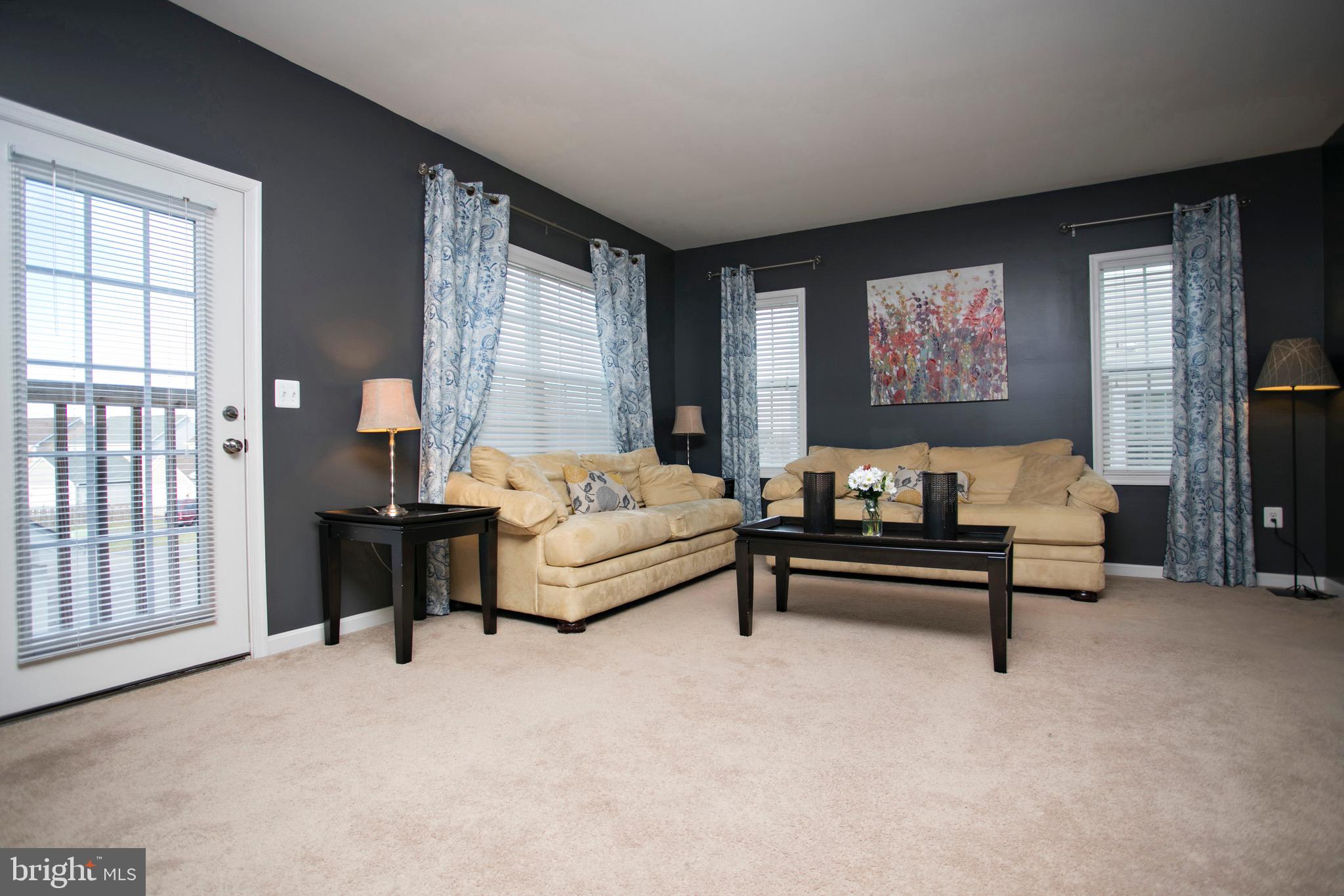 LADYSMITH VILLAGE - Residential