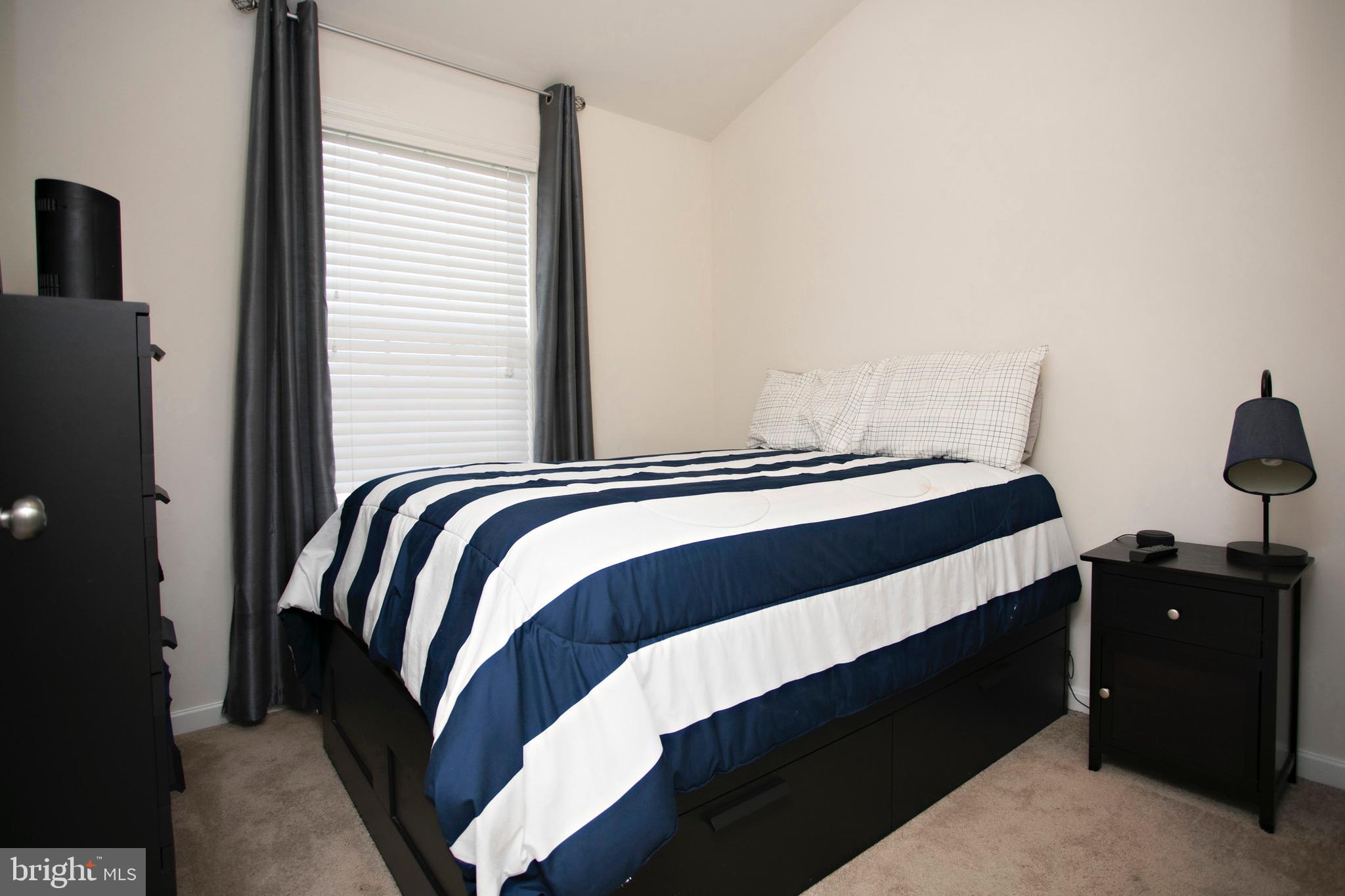 LADYSMITH VILLAGE - Residential