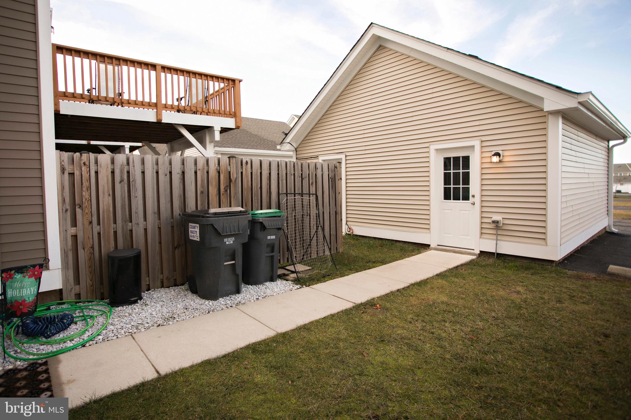 LADYSMITH VILLAGE - Residential