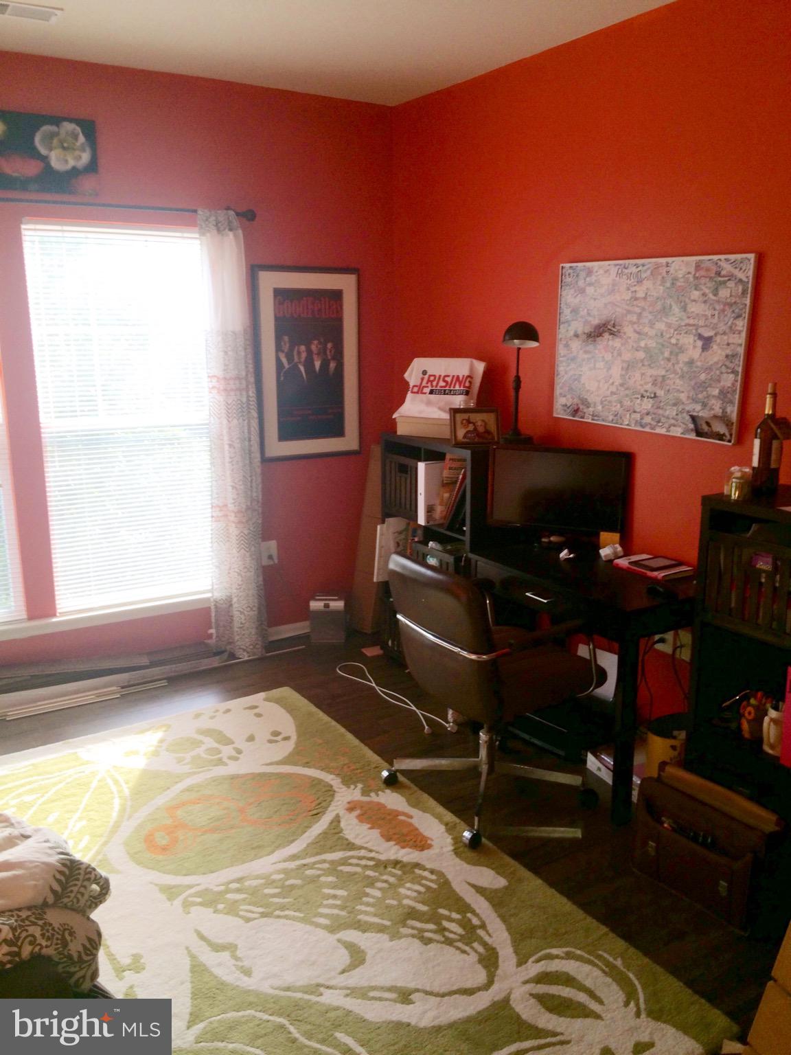 NORTH POINT VILLAS - Residential Lease