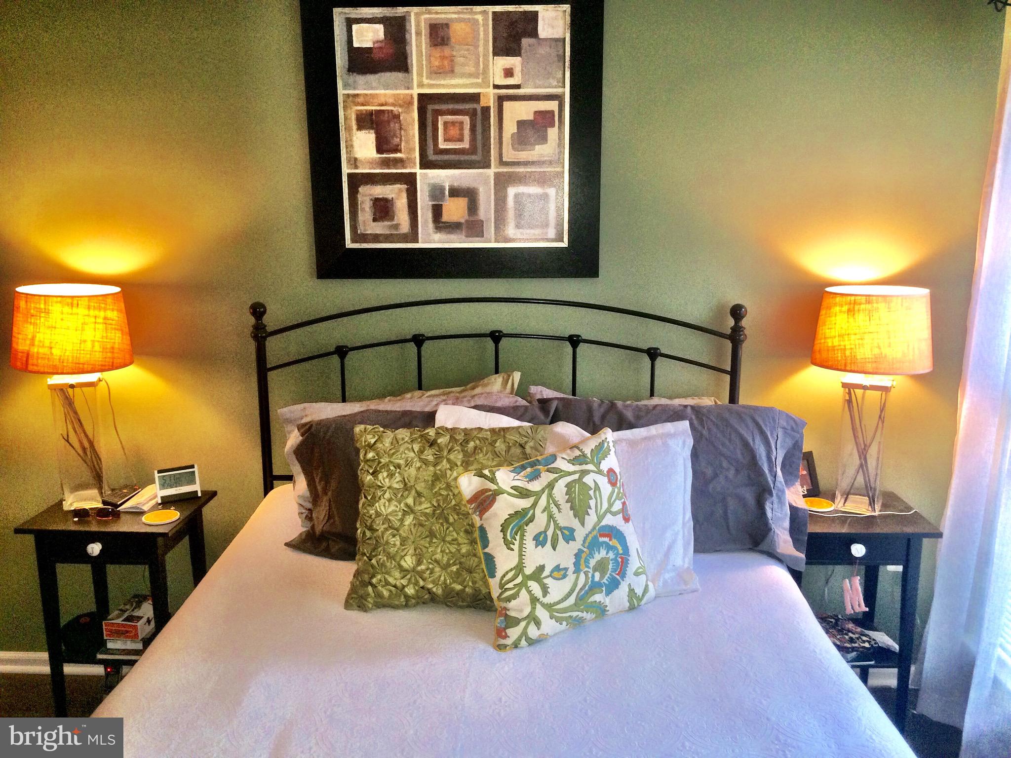 NORTH POINT VILLAS - Residential Lease