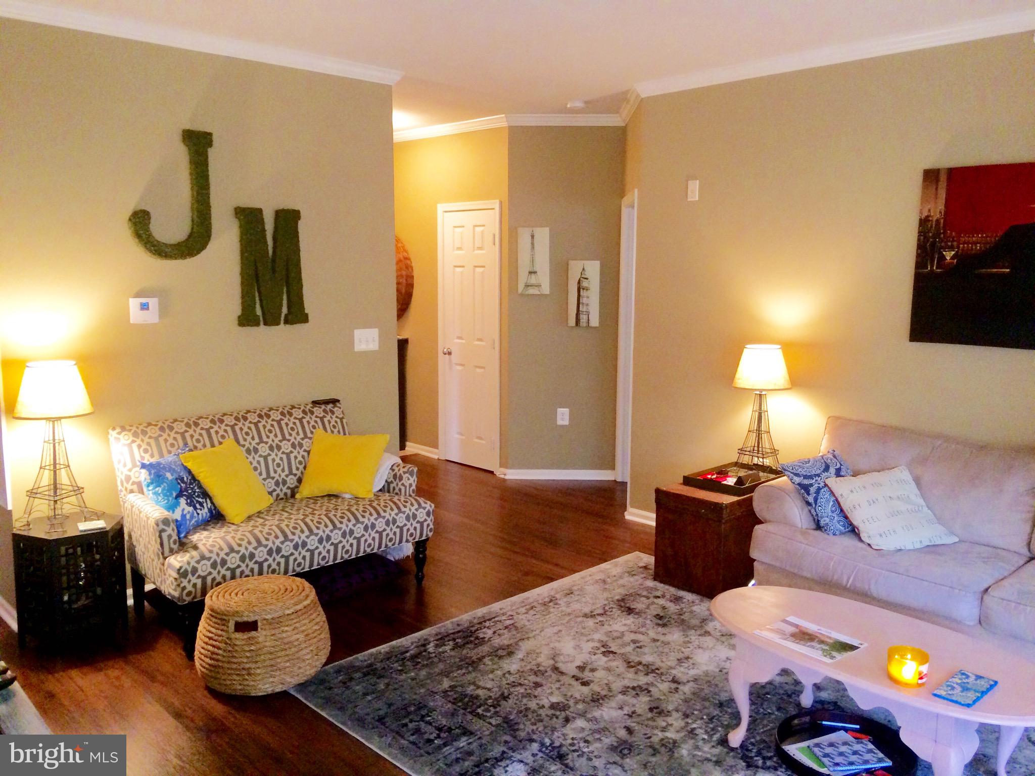 NORTH POINT VILLAS - Residential Lease