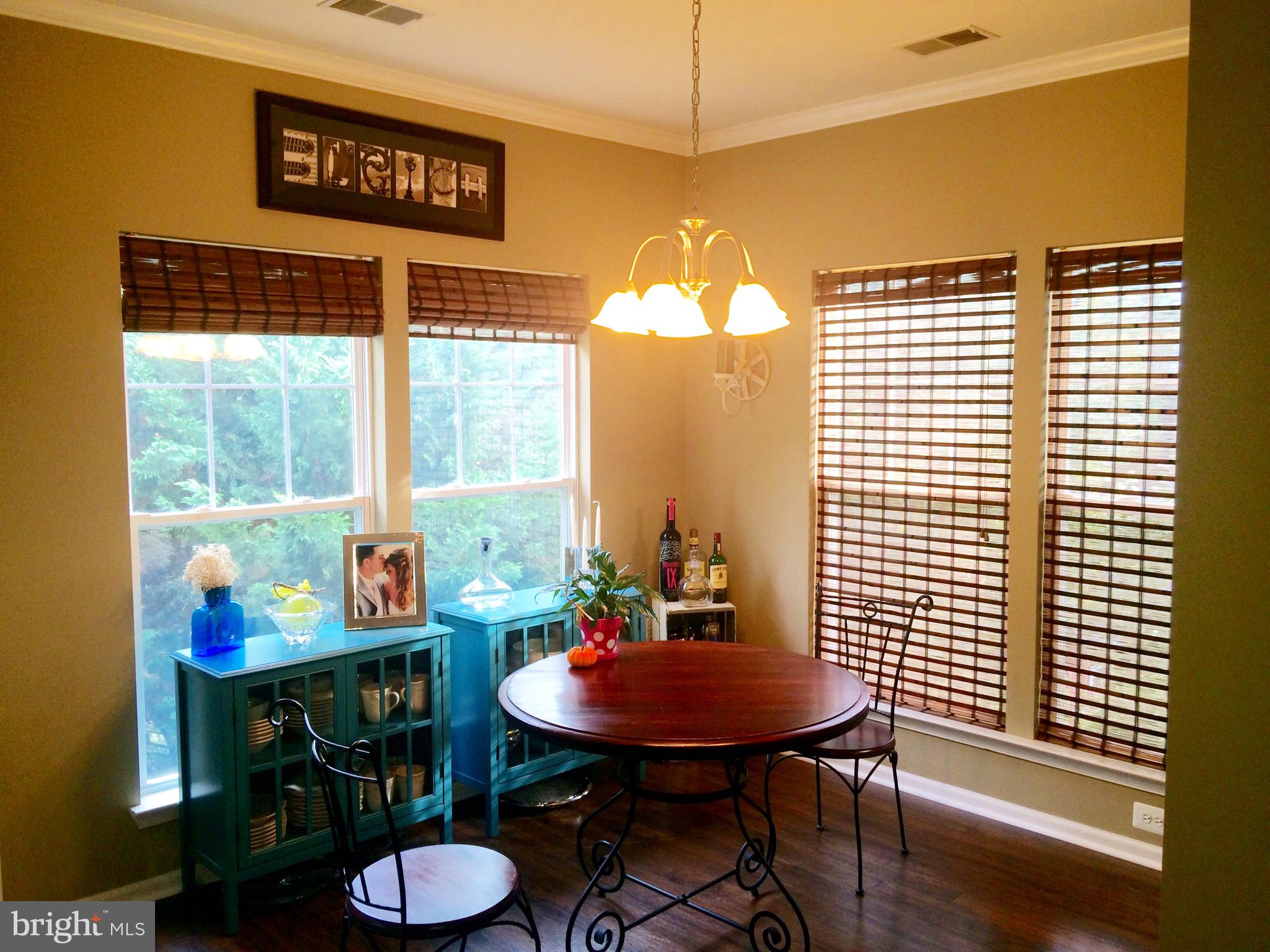 NORTH POINT VILLAS - Residential Lease