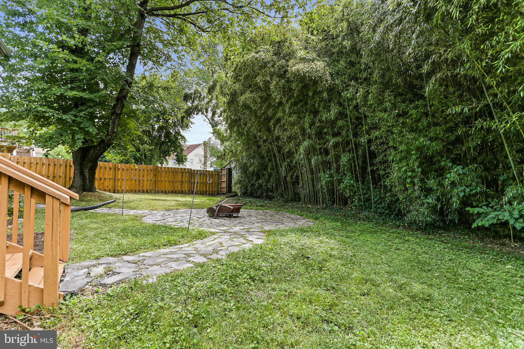 WHEATON HILLS - Residential Lease