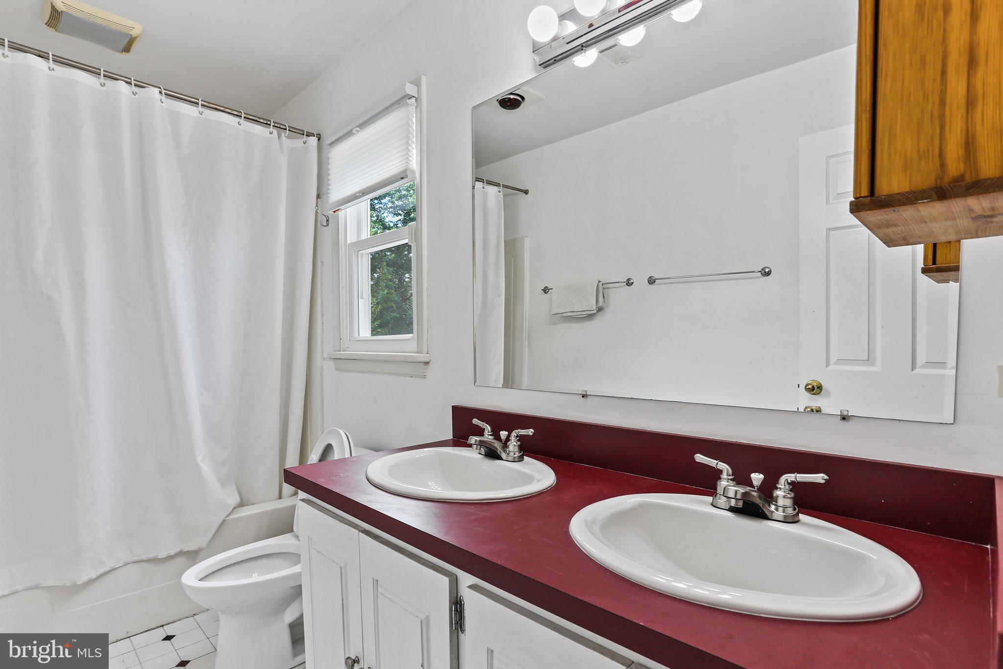 WHEATON HILLS - Residential Lease