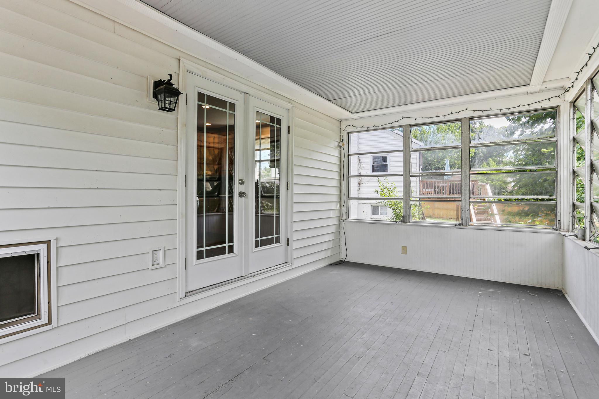 WHEATON HILLS - Residential Lease