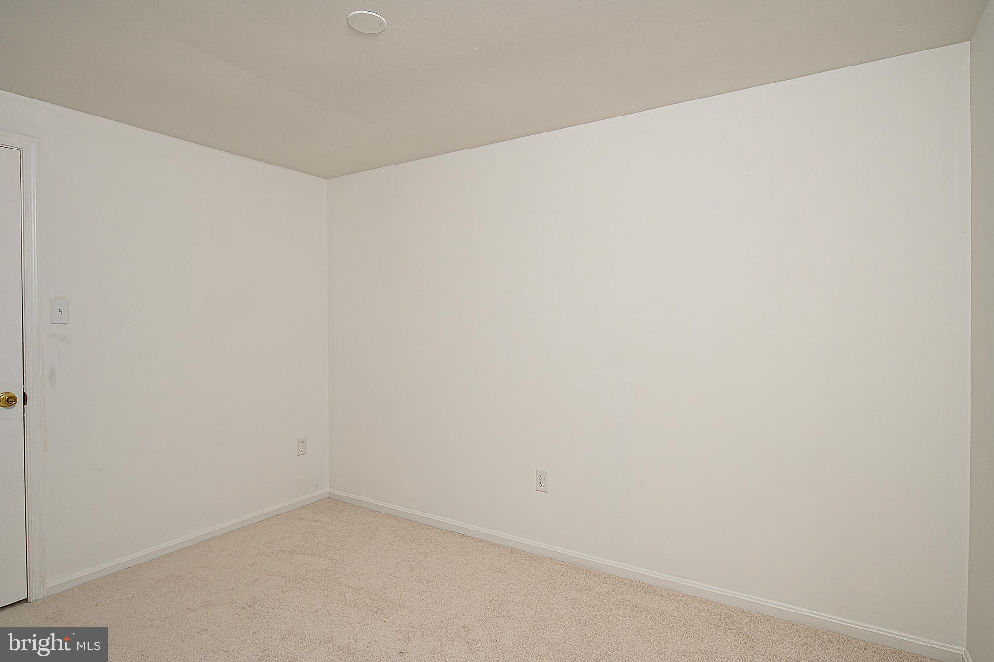 LONGMEAD CROSSING - Residential