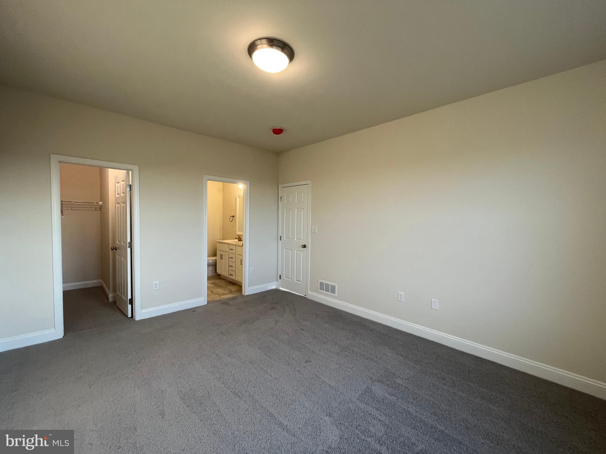 MCINTOSH FARMS - Residential