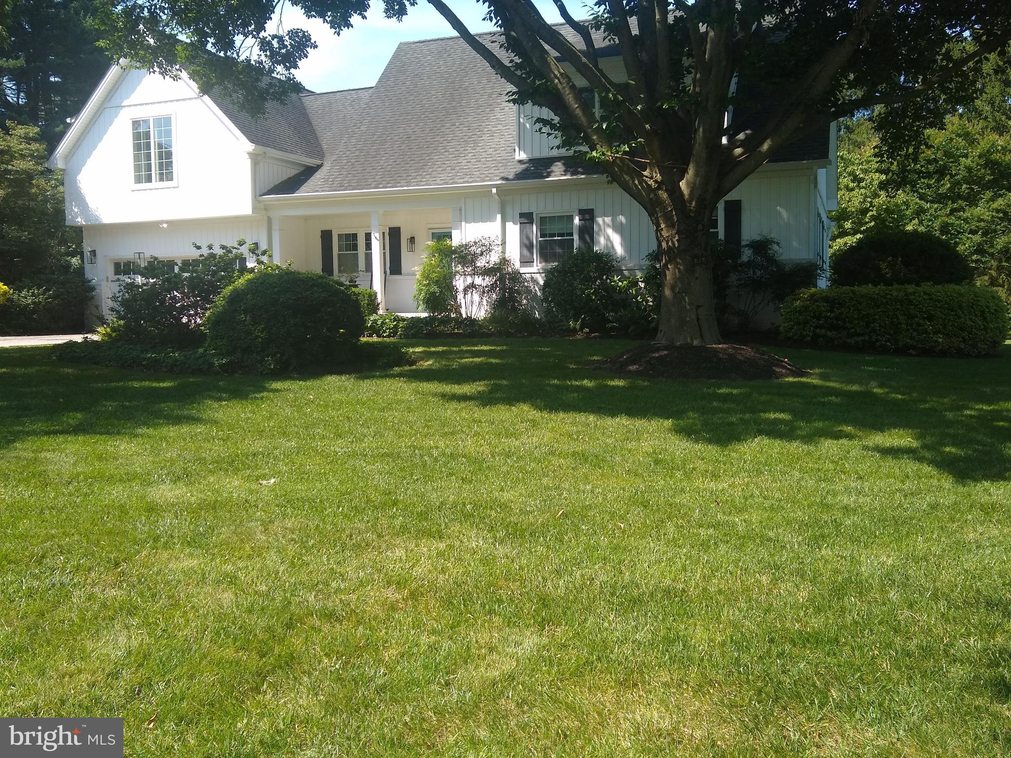 9608 LABRADOR LANE