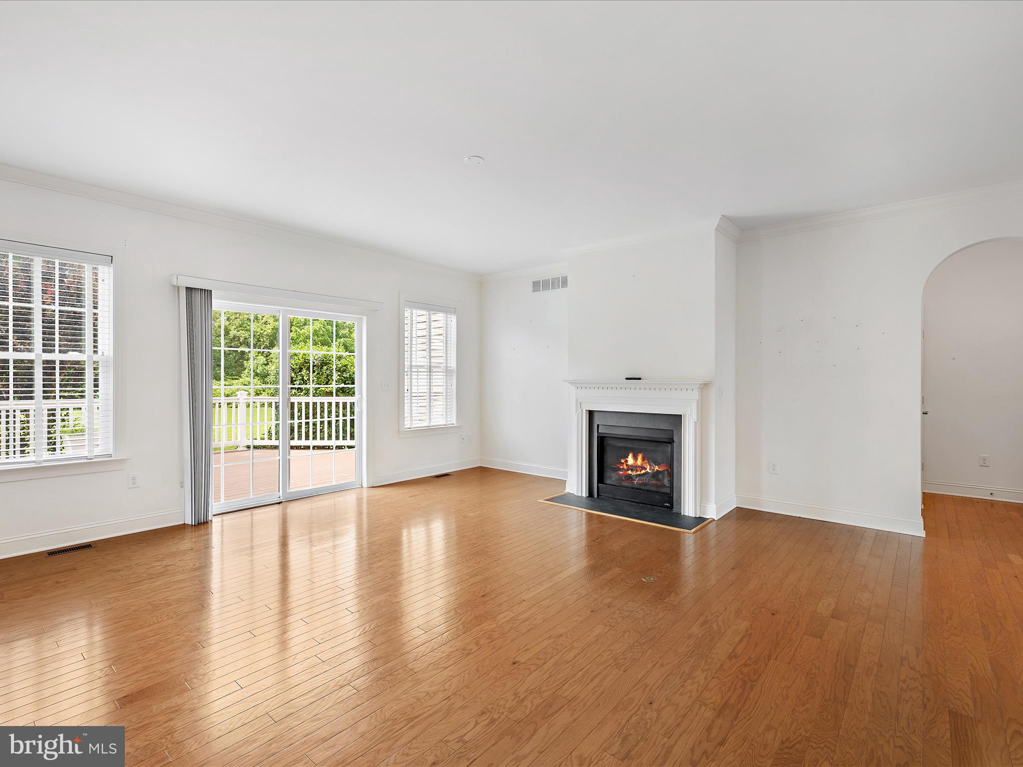 380 NOBLES POND CROSSING