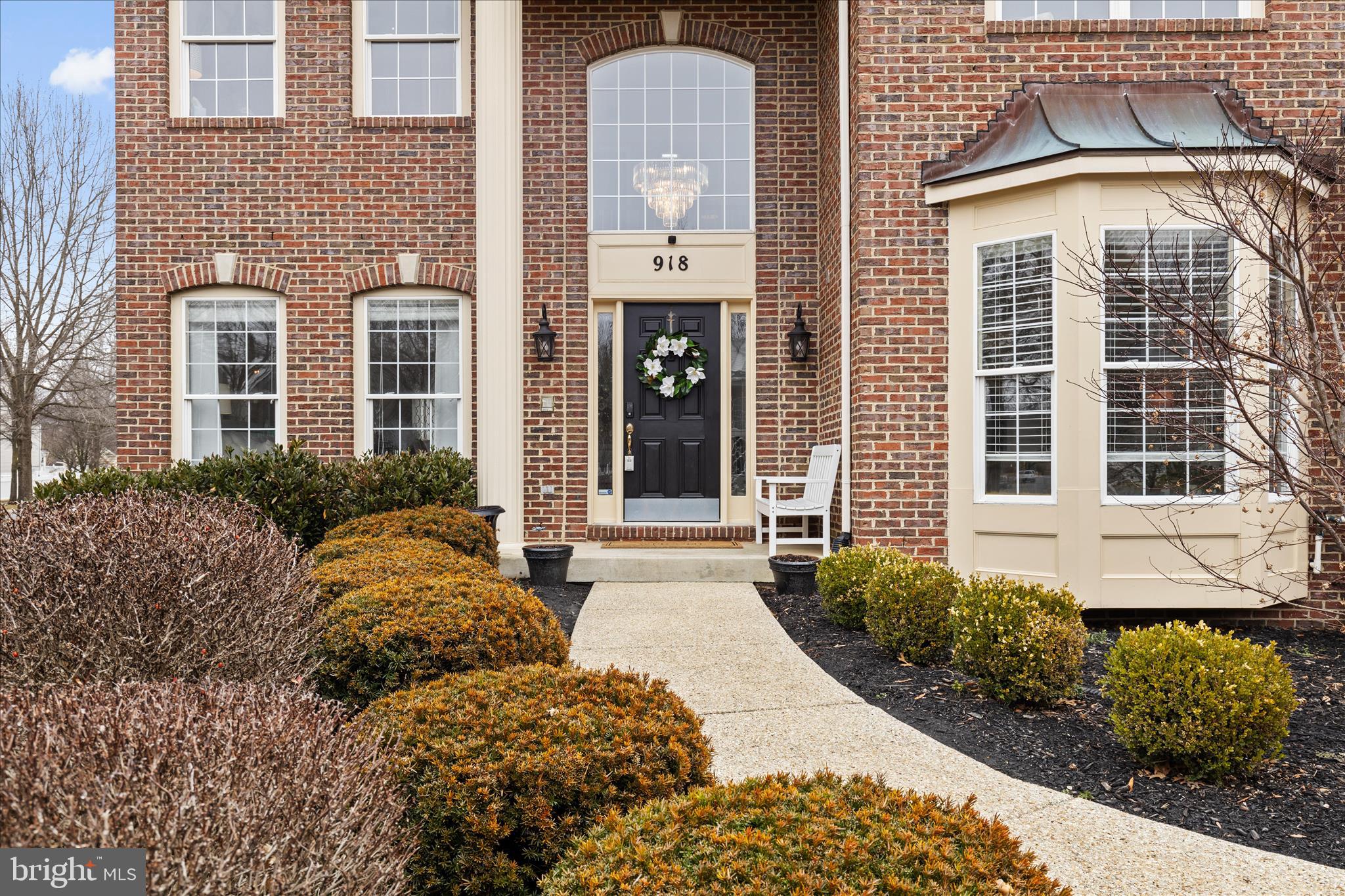 918 FOREST BAY COURT