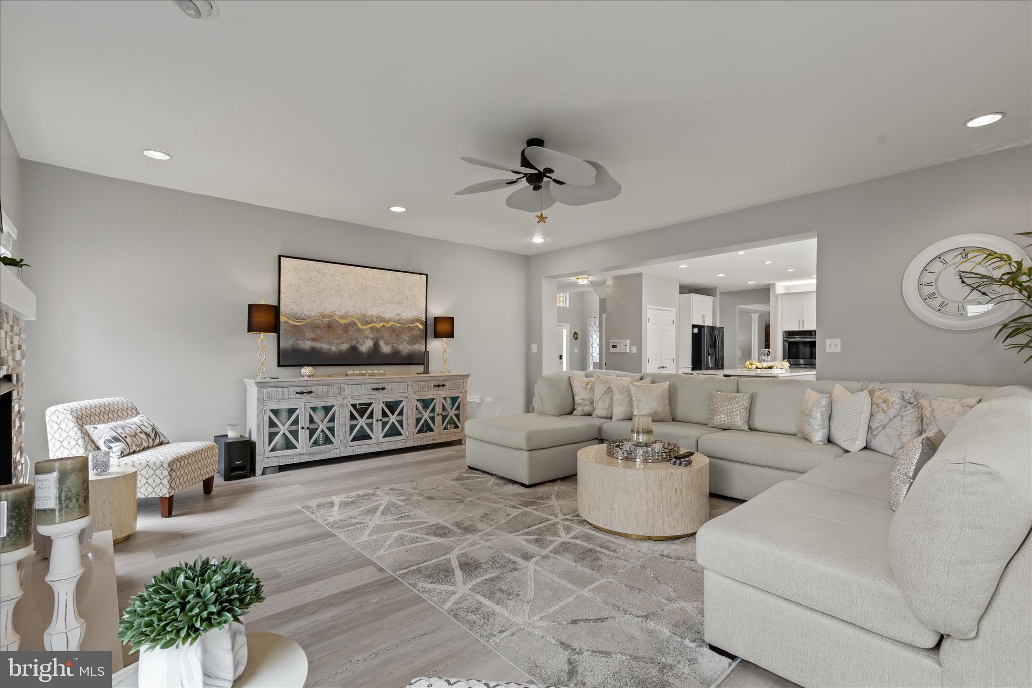 CANTER FARMS - Residential