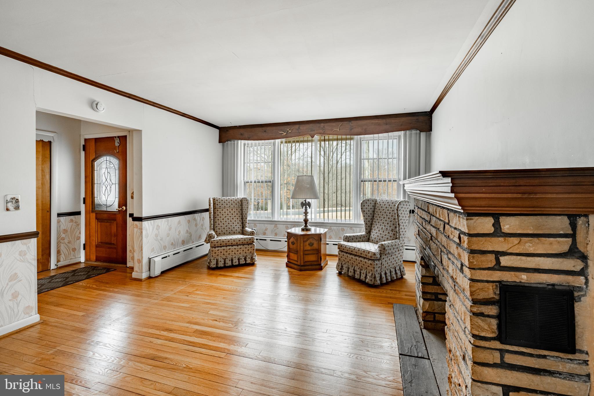 AUDUBON HOLLOW EST - Residential