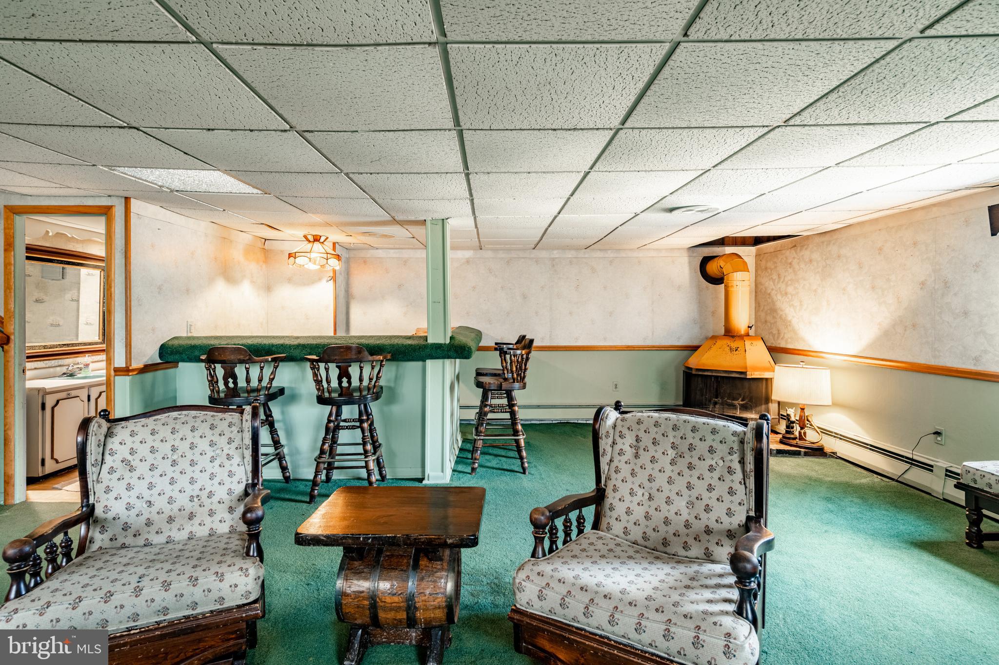 AUDUBON HOLLOW EST - Residential