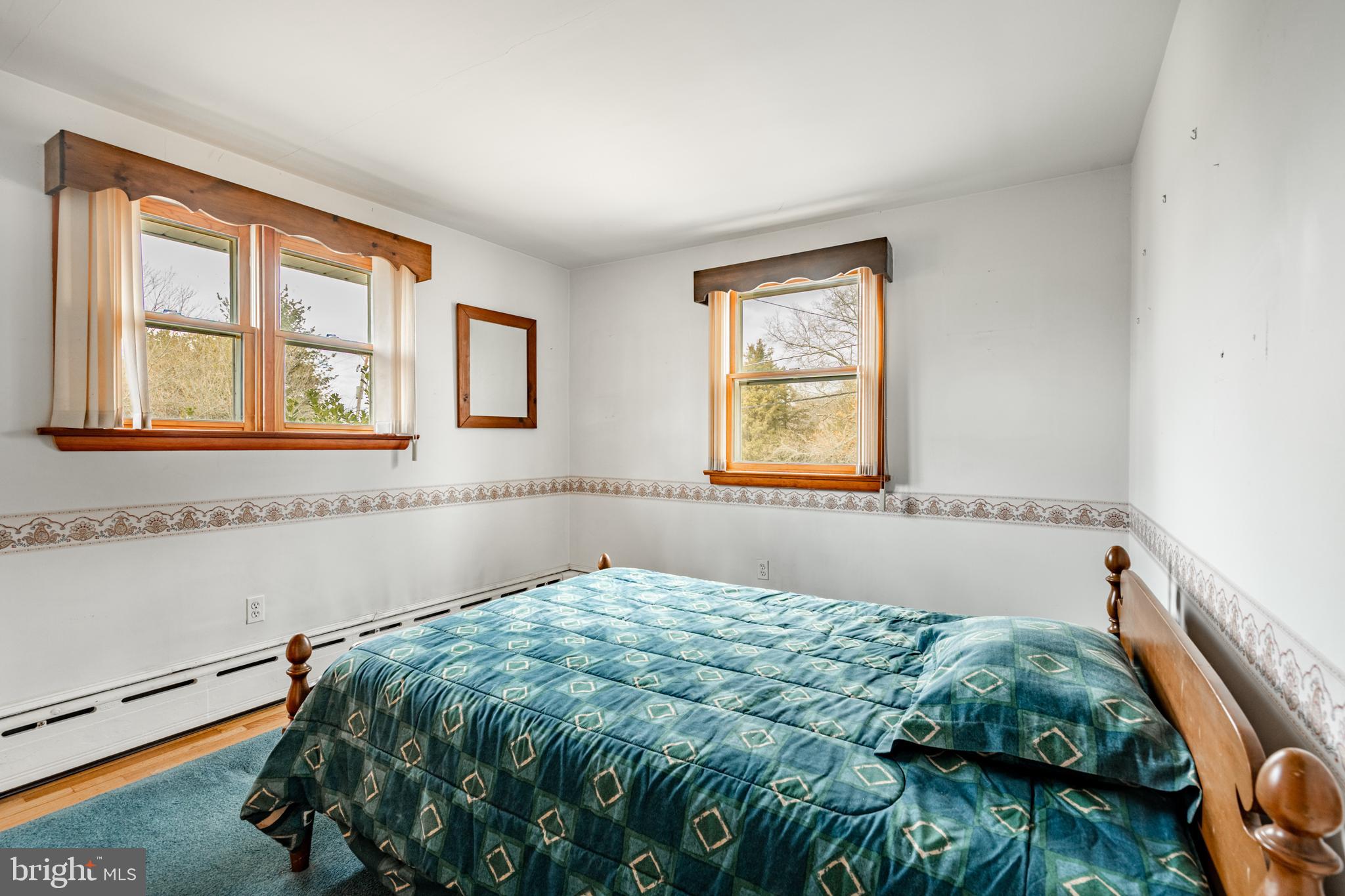 AUDUBON HOLLOW EST - Residential