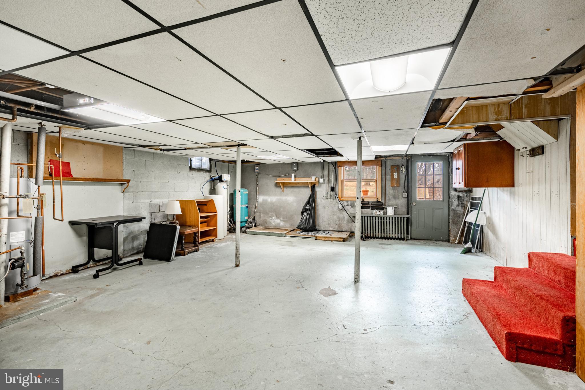 AUDUBON HOLLOW EST - Residential