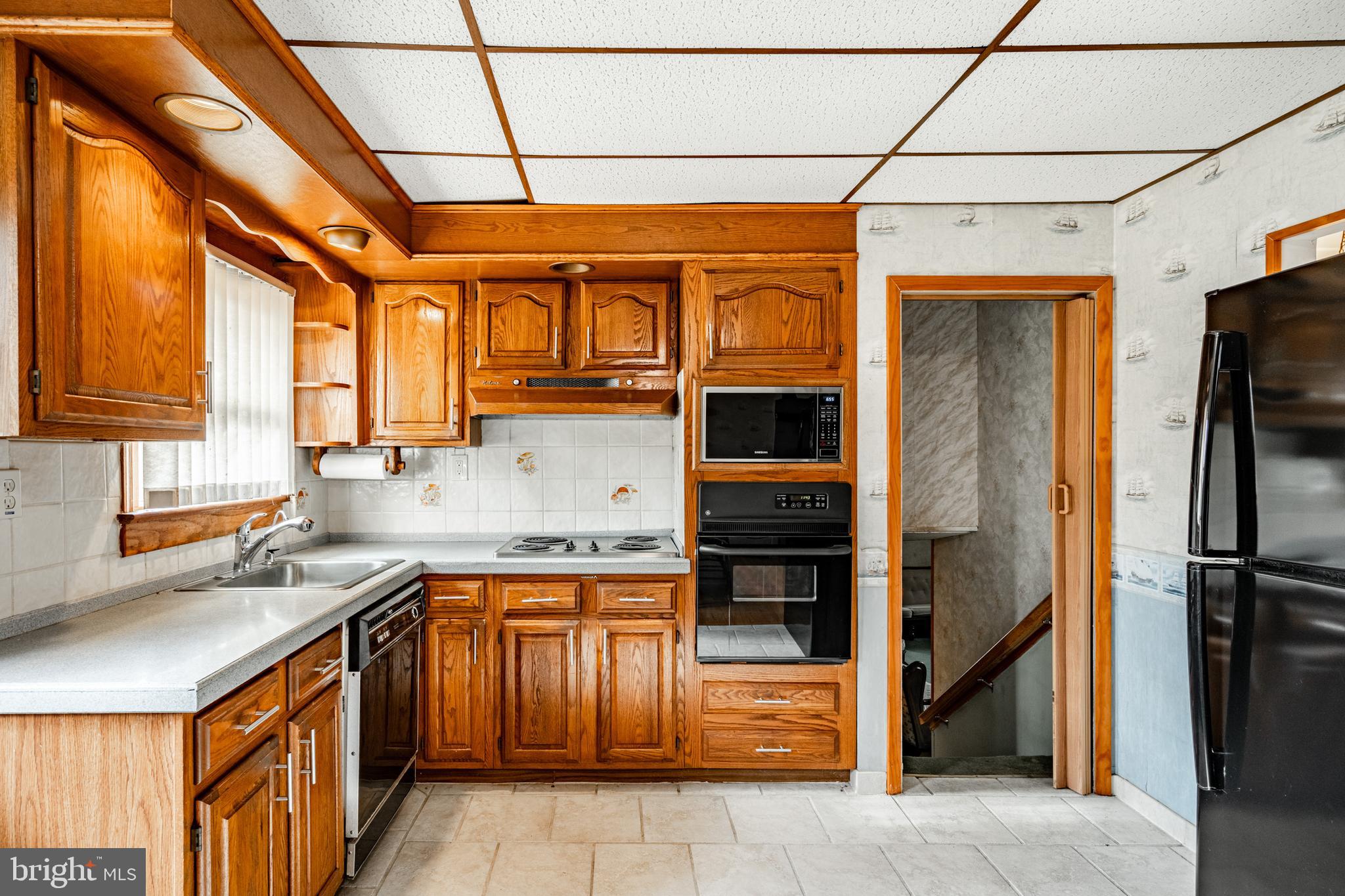 AUDUBON HOLLOW EST - Residential