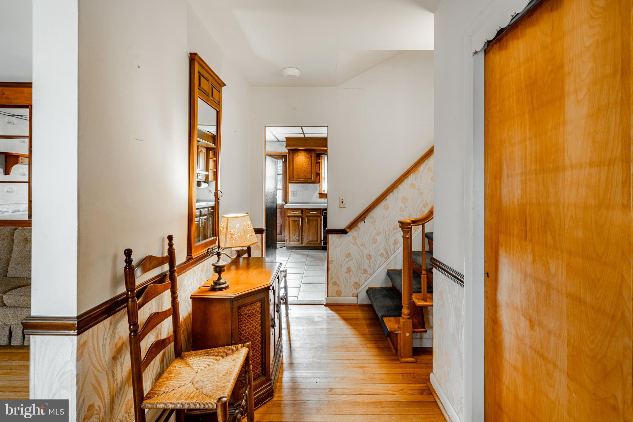 AUDUBON HOLLOW EST - Residential