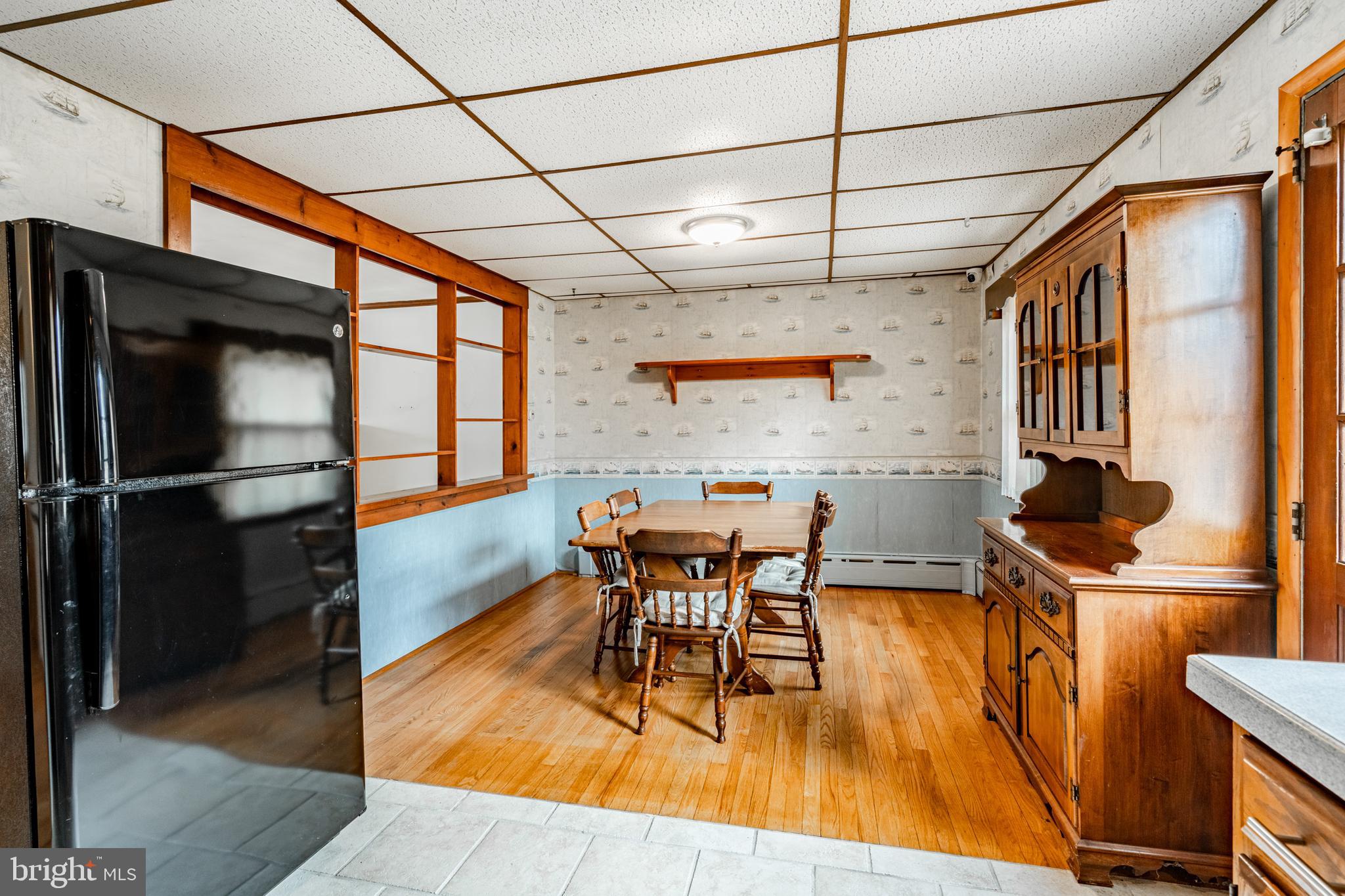 AUDUBON HOLLOW EST - Residential