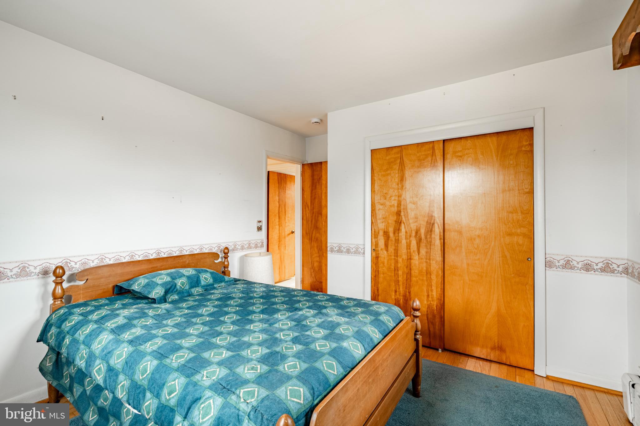 AUDUBON HOLLOW EST - Residential