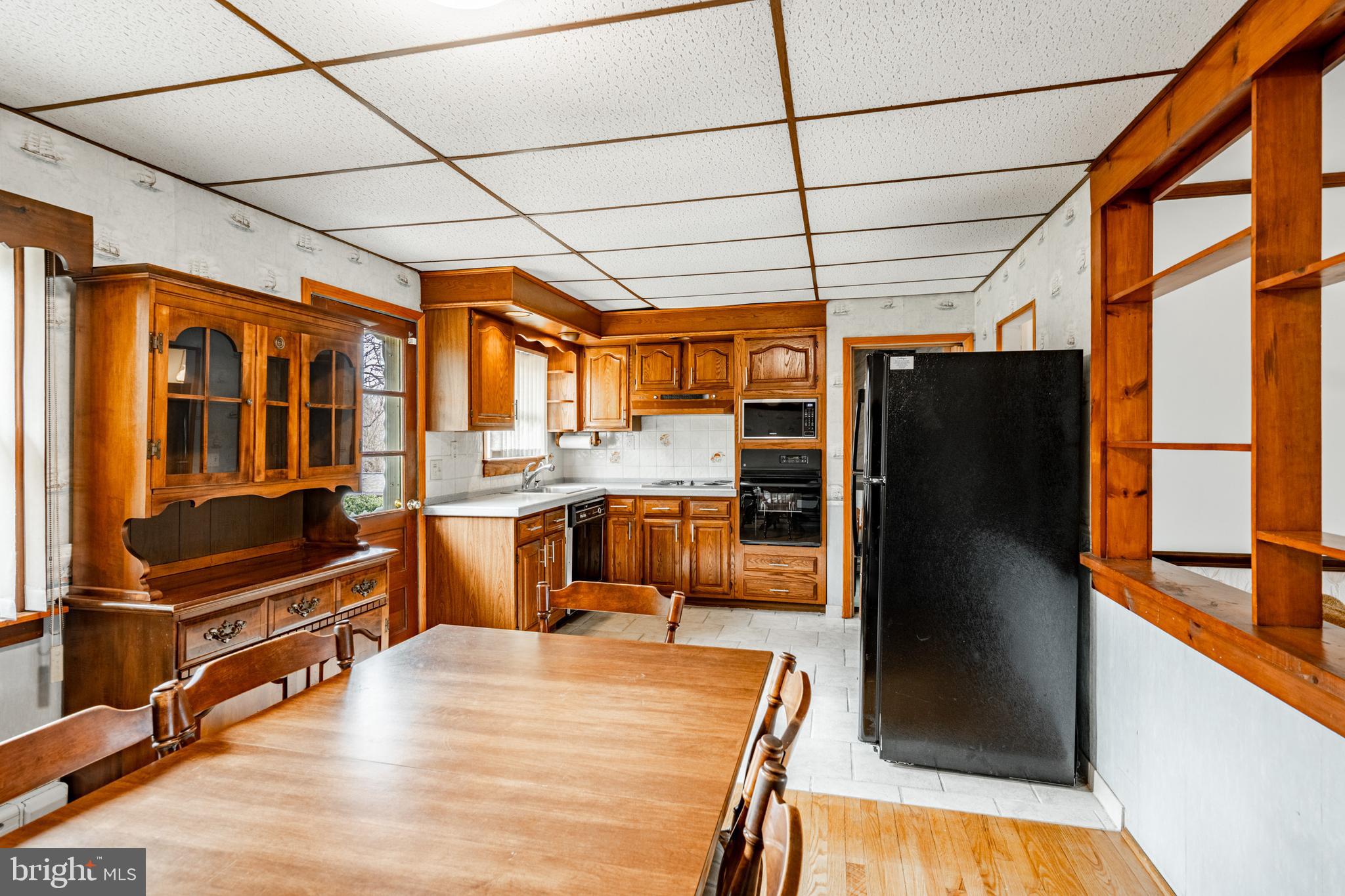 AUDUBON HOLLOW EST - Residential