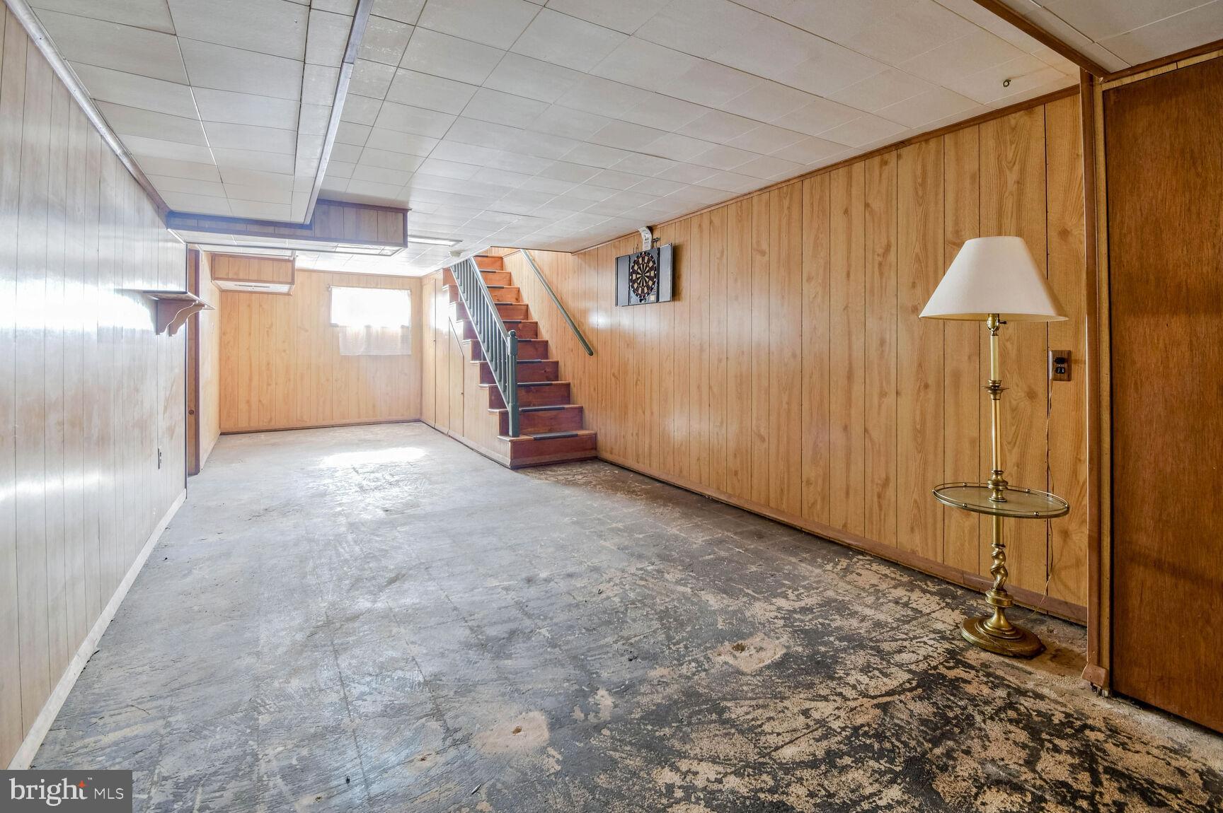 OAK SPRINGS - Residential