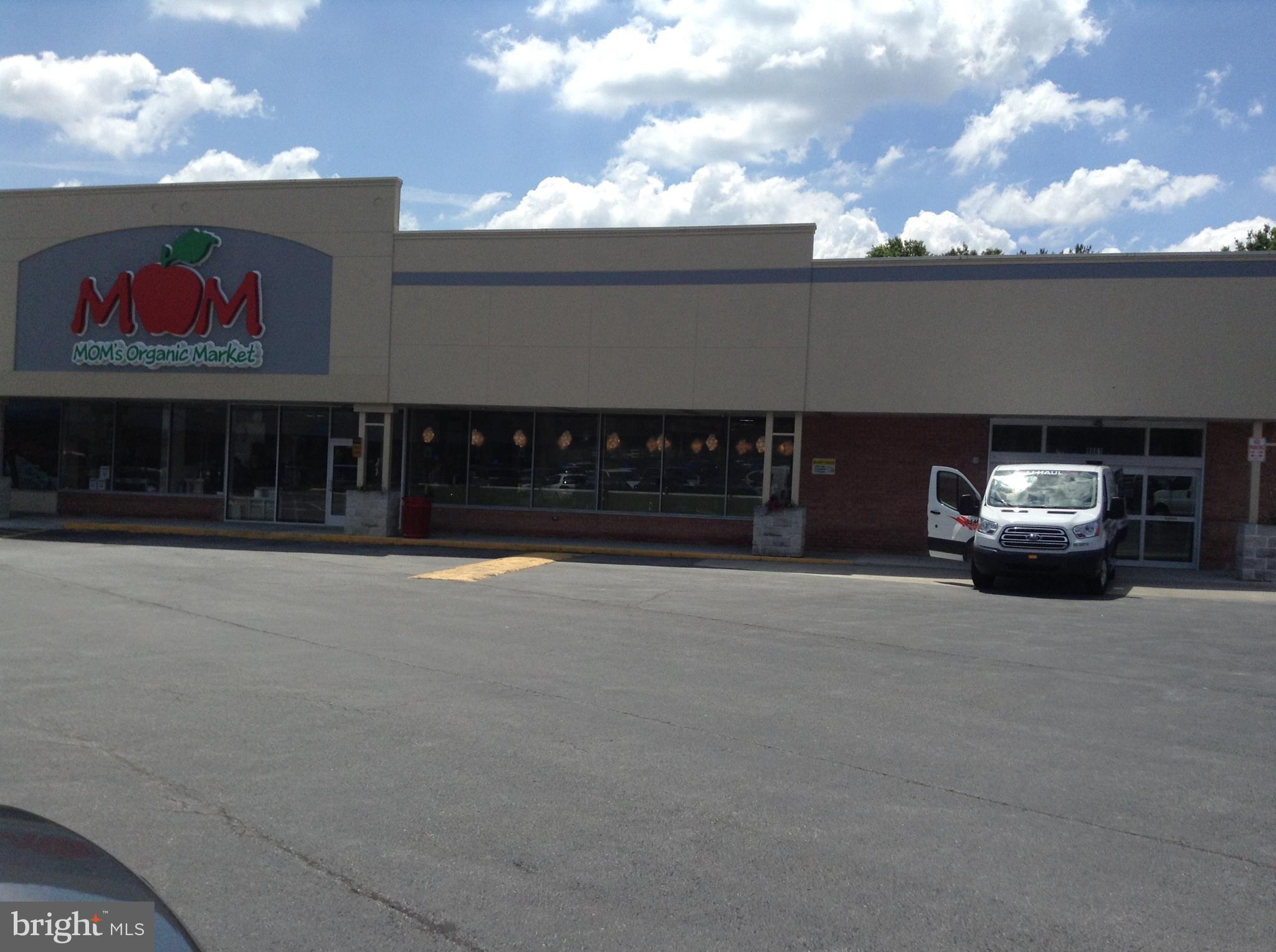 OAK SPRINGS - Residential