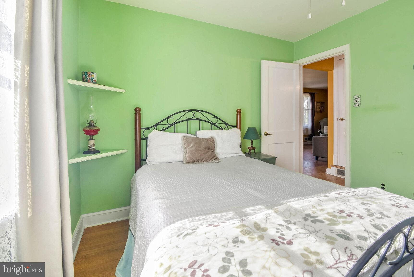 OAK SPRINGS - Residential