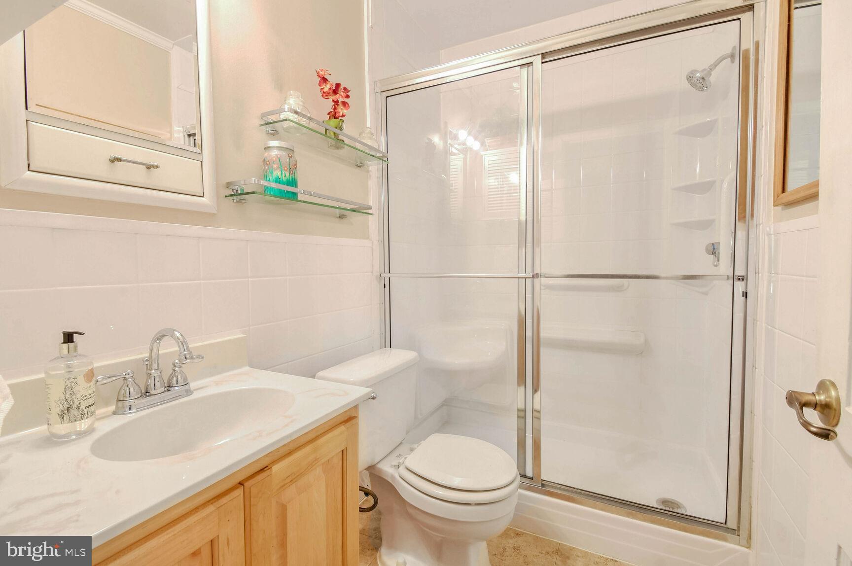 OAK SPRINGS - Residential