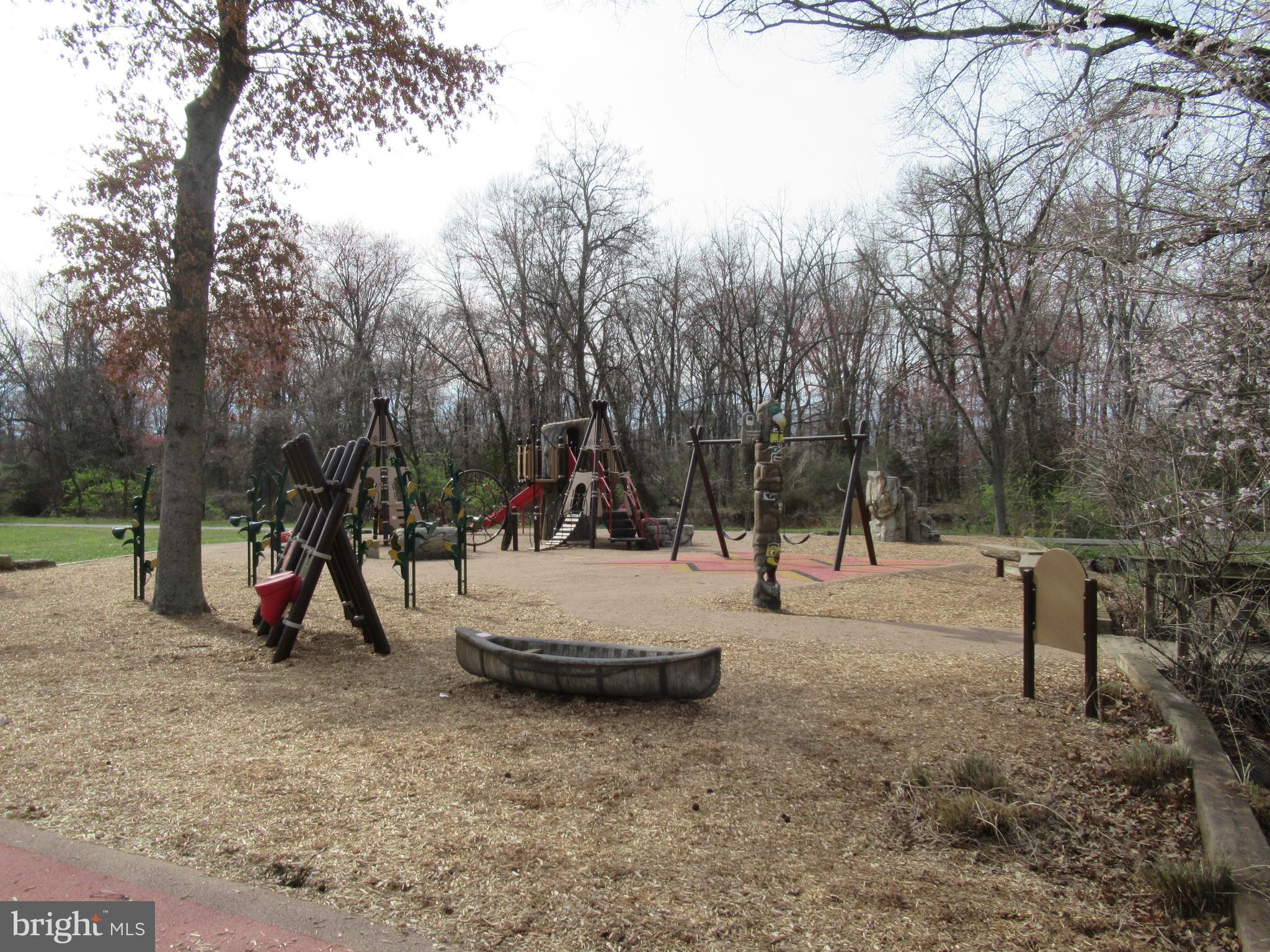 OAK SPRINGS - Residential