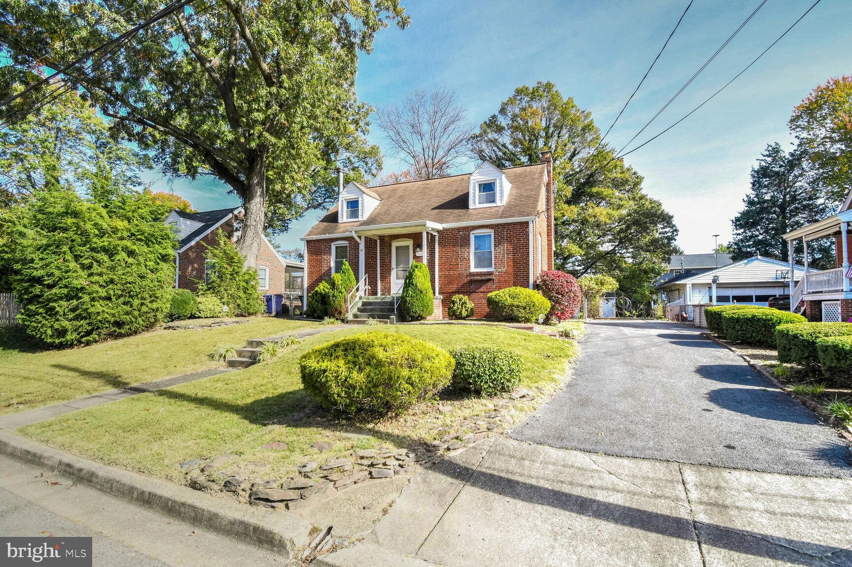 OAK SPRINGS - Residential