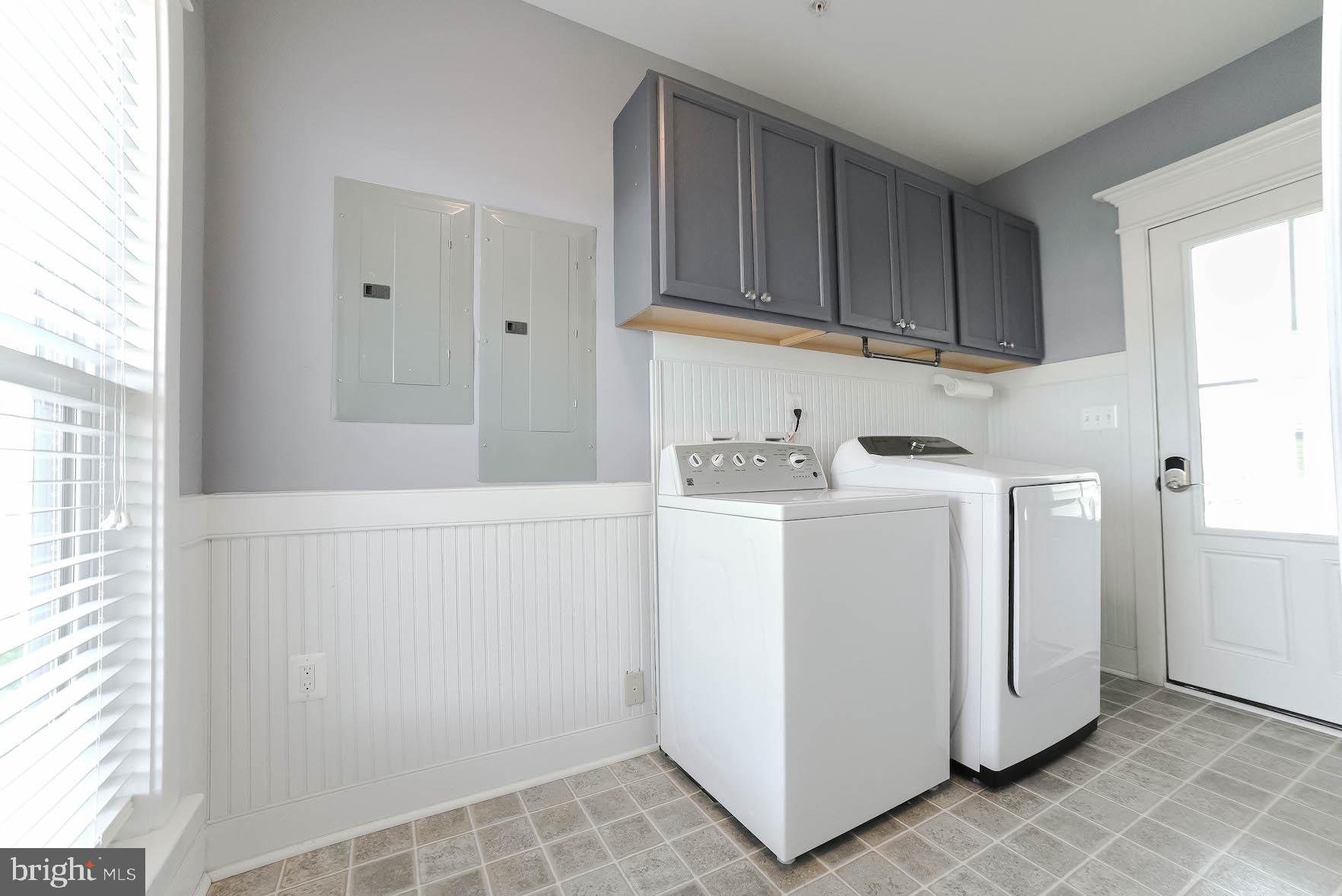 LIGHTHOUSE COMMONS - Residential