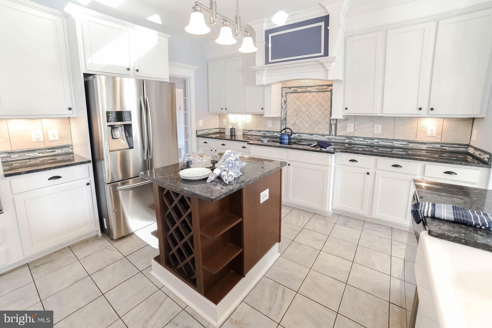 LIGHTHOUSE COMMONS - Residential